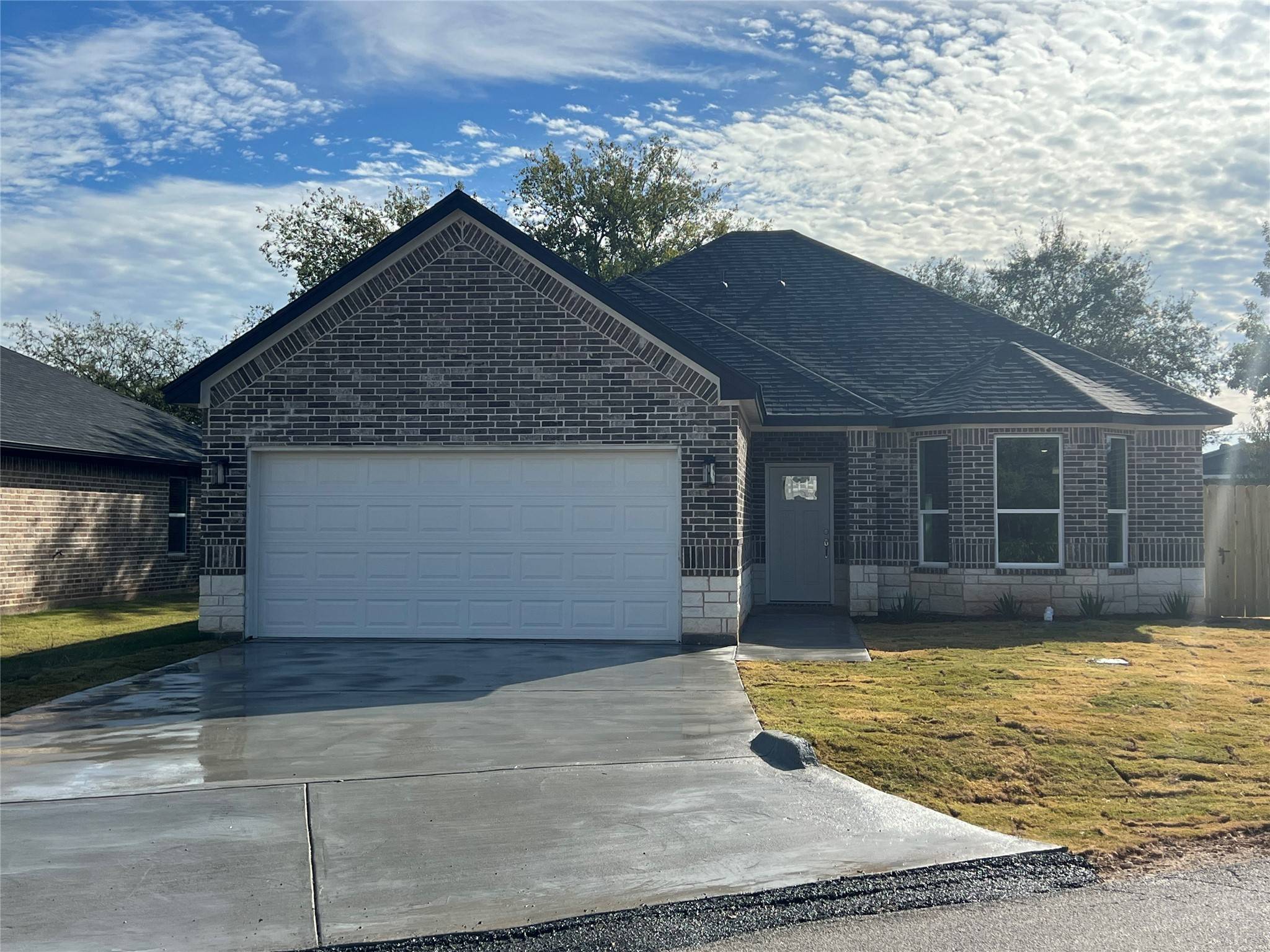 Granbury, TX 76048,2405 San Gabriel DR
