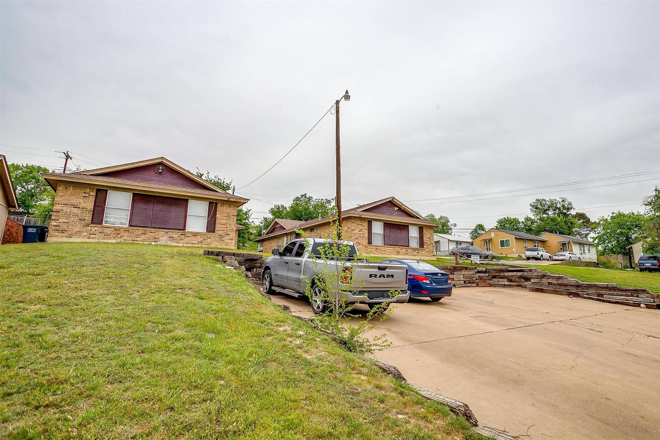 Fort Worth, TX 76106,2602 NW 21st ST
