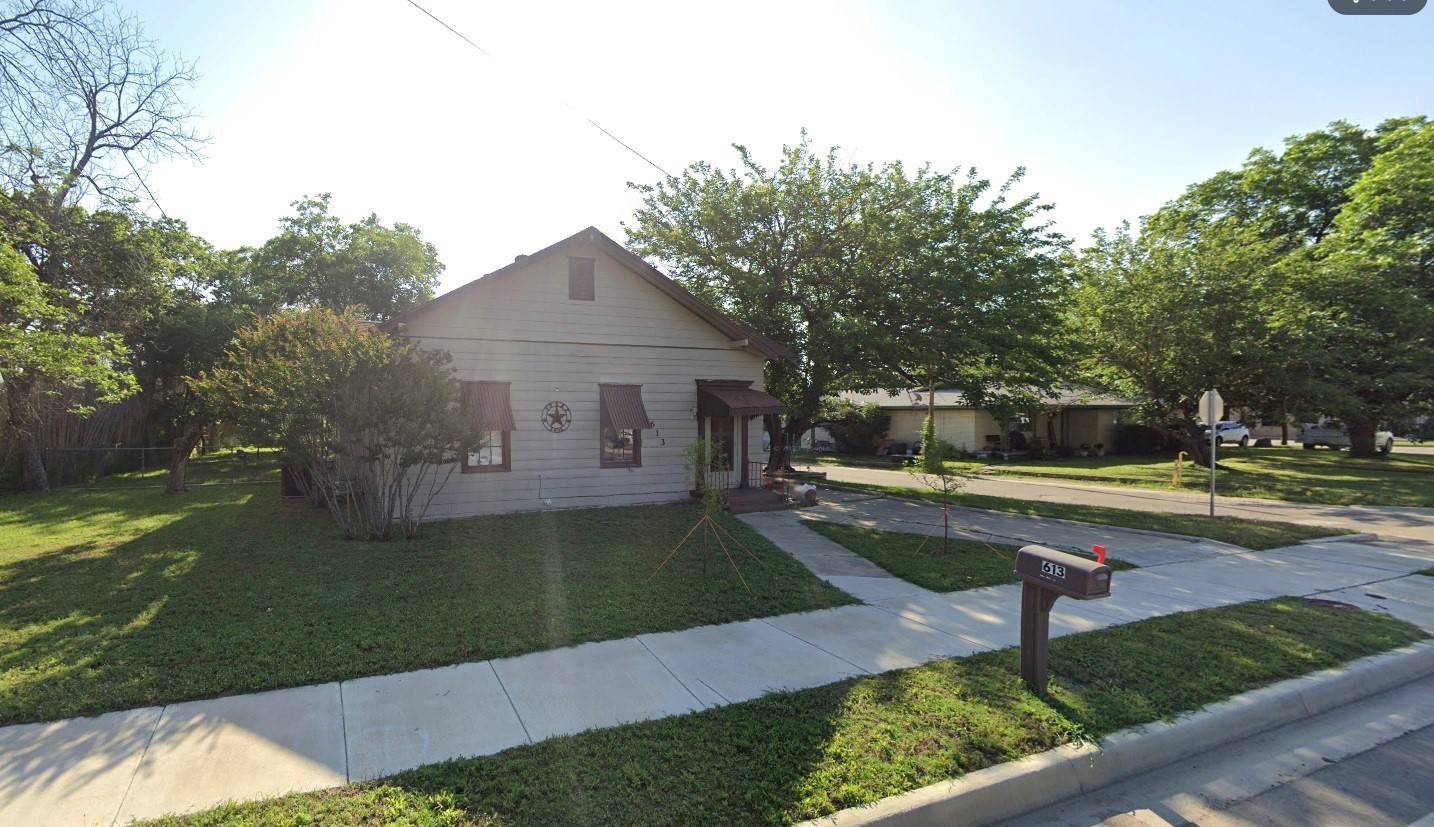 Stephenville, TX 76401,613 N Graham ST
