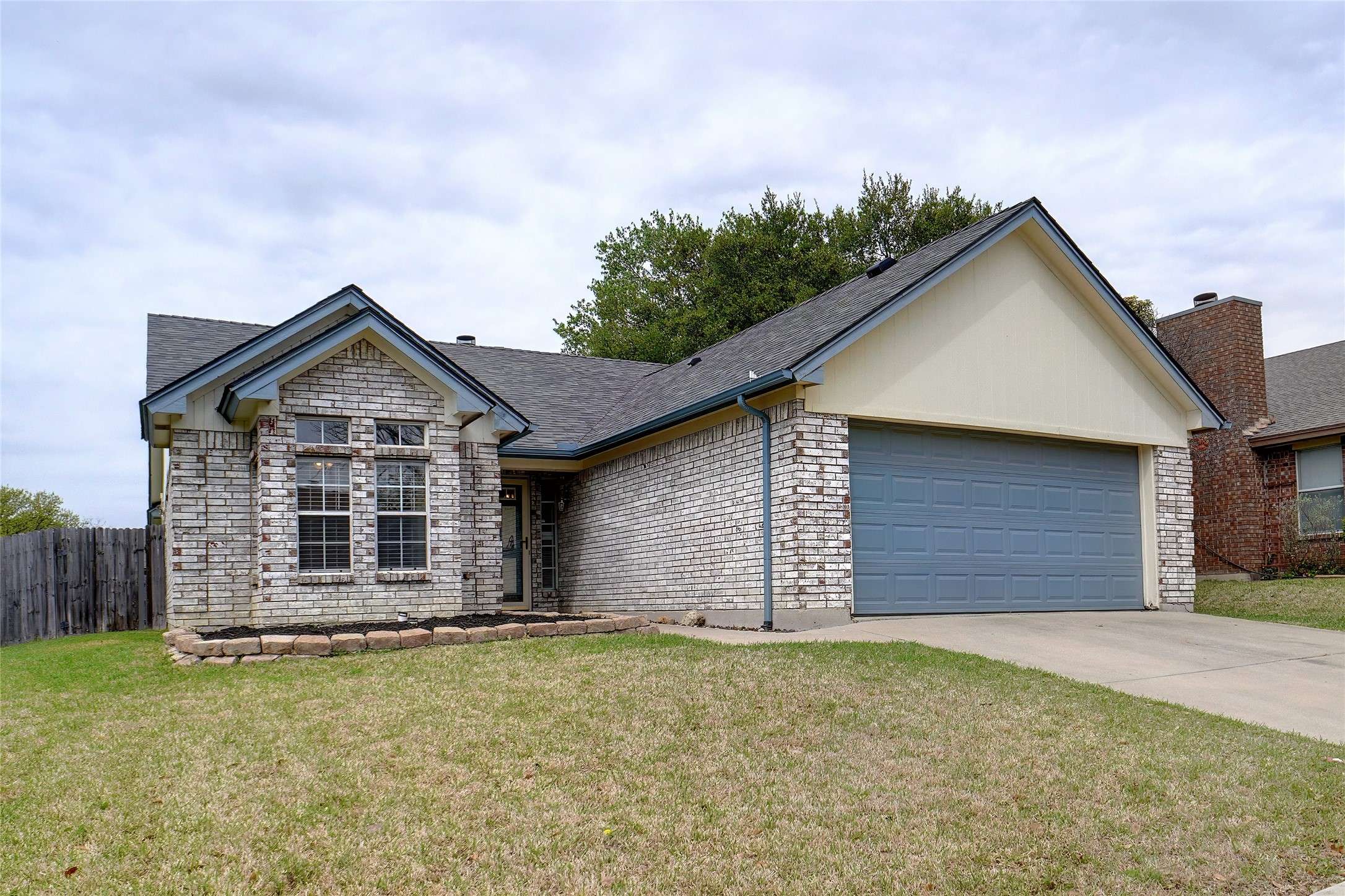 Watauga, TX 76148,8233 Mark LN
