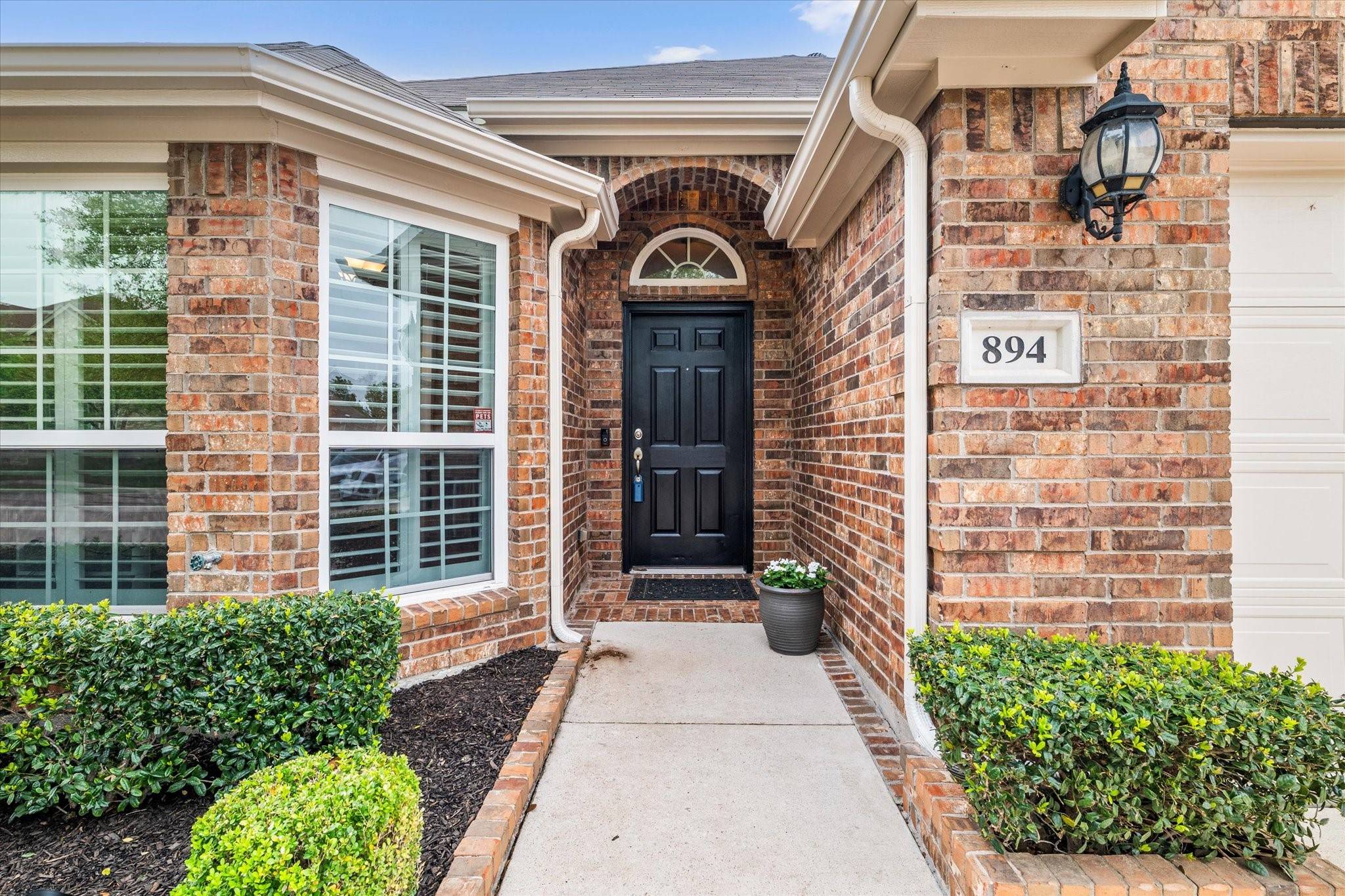 Lewisville, TX 75067,894 Witherby LN