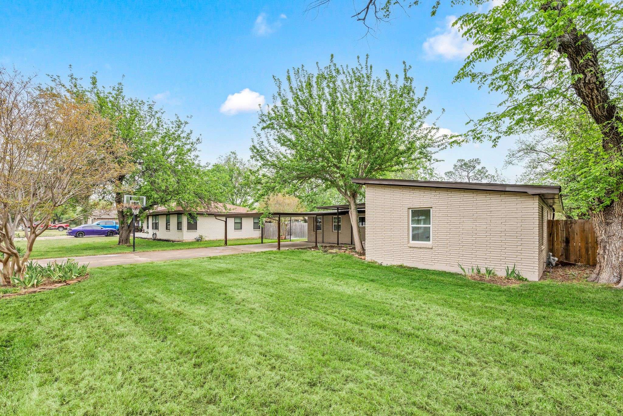 North Richland Hills, TX 76180,4108 Vance RD