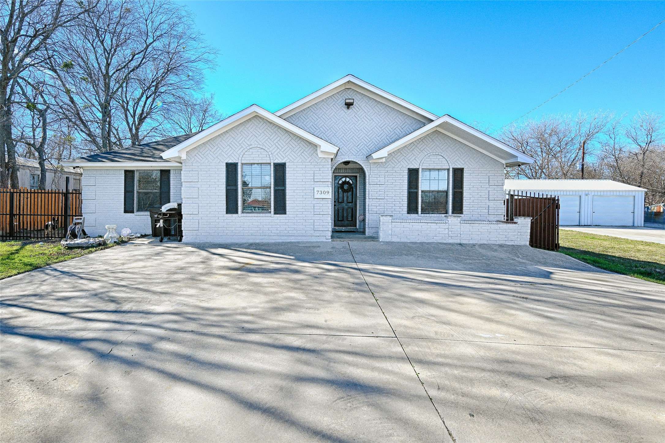 Fort Worth, TX 76179,7309 Gillis Johnson ST