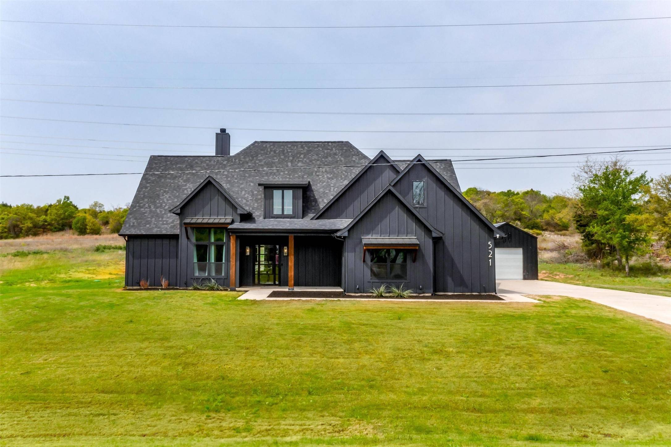 Azle, TX 76020,521 Echo Glade CT
