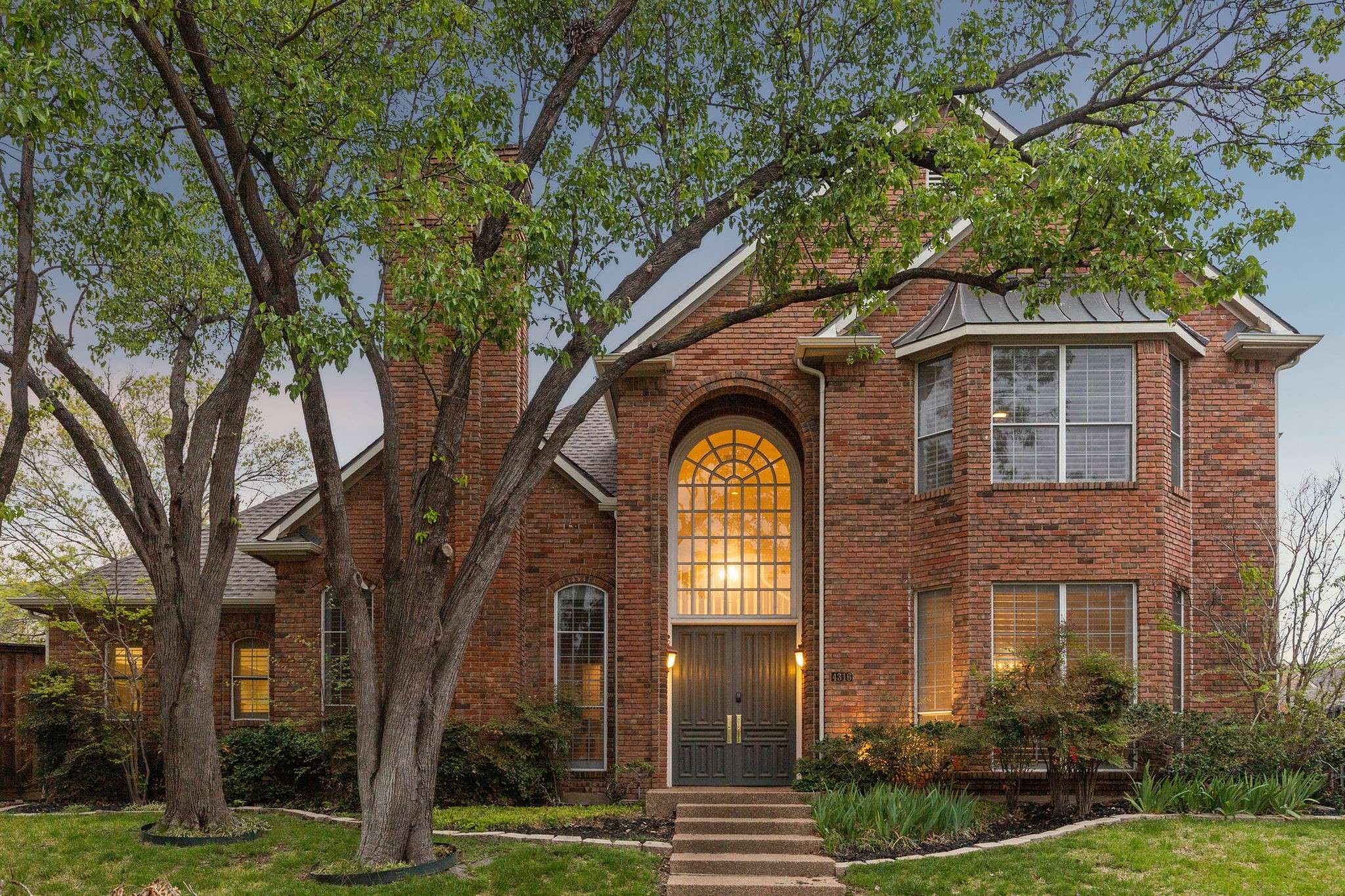Dallas, TX 75287,4316 Highlander DR