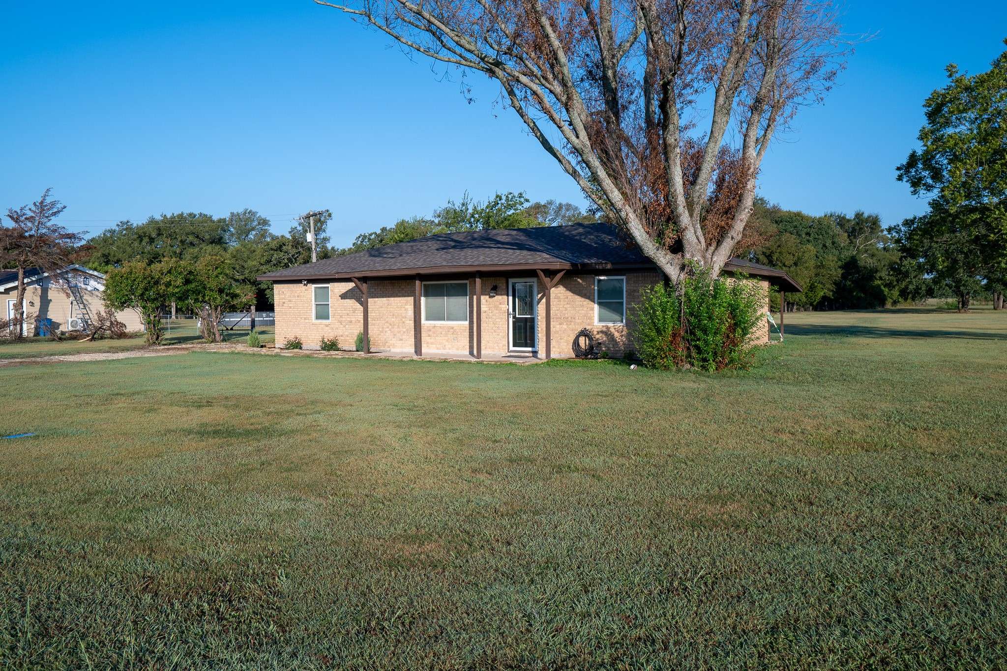 Whitney, TX 76692,179 Hcr 2116