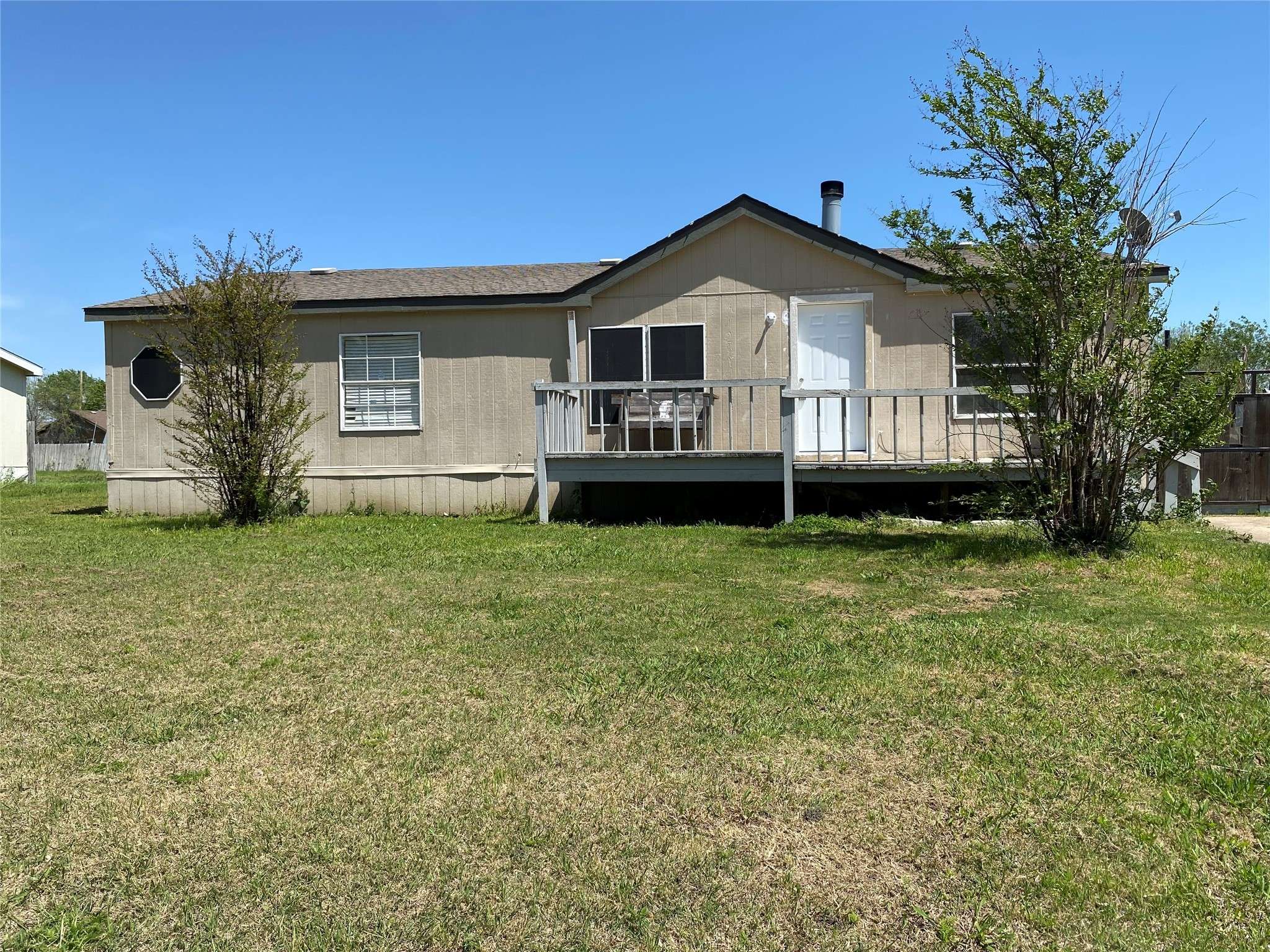 Blue Ridge, TX 75424,103 Pecan ST