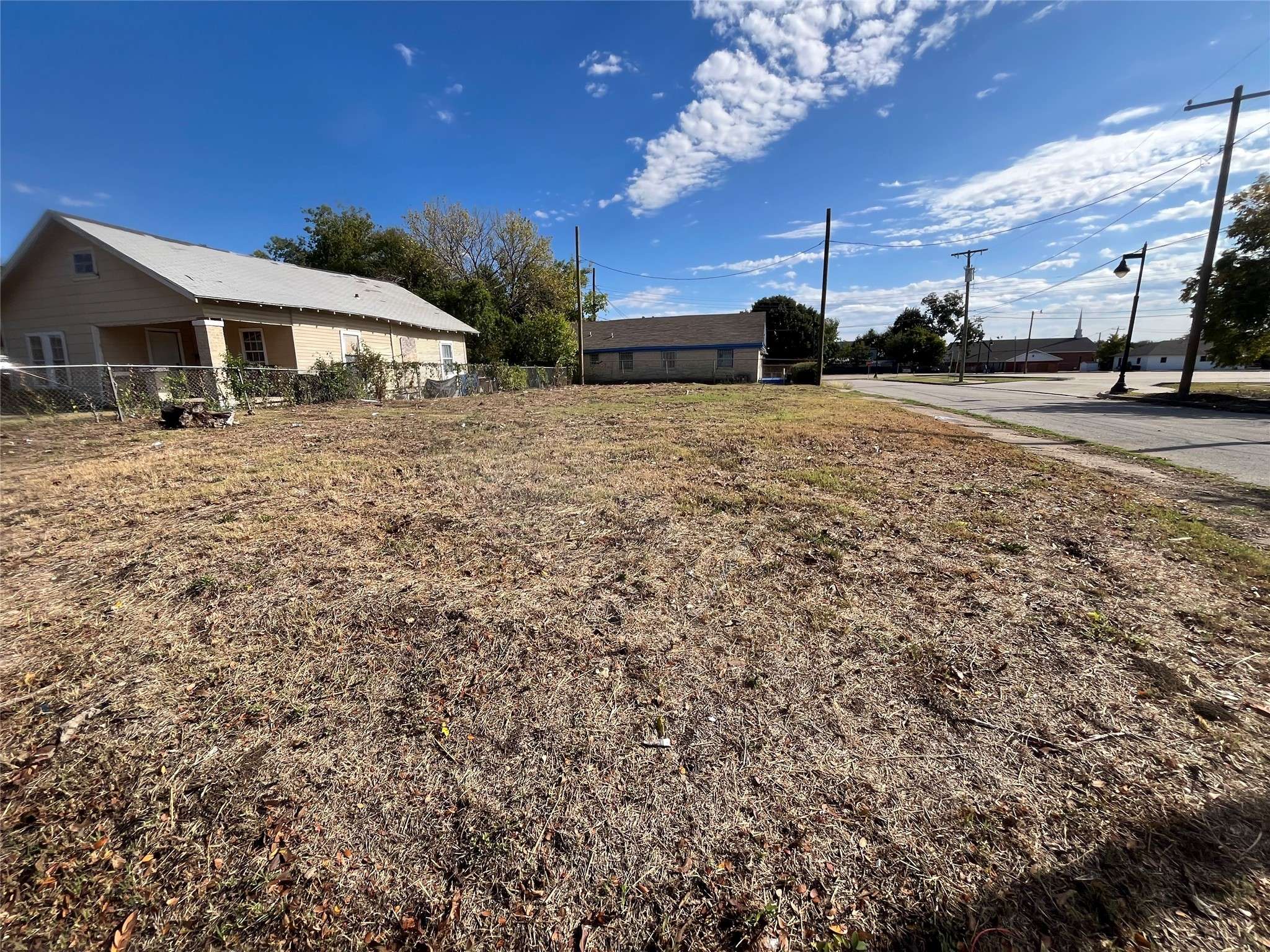 Fort Worth, TX 76104,1063 Illinois AVE #S