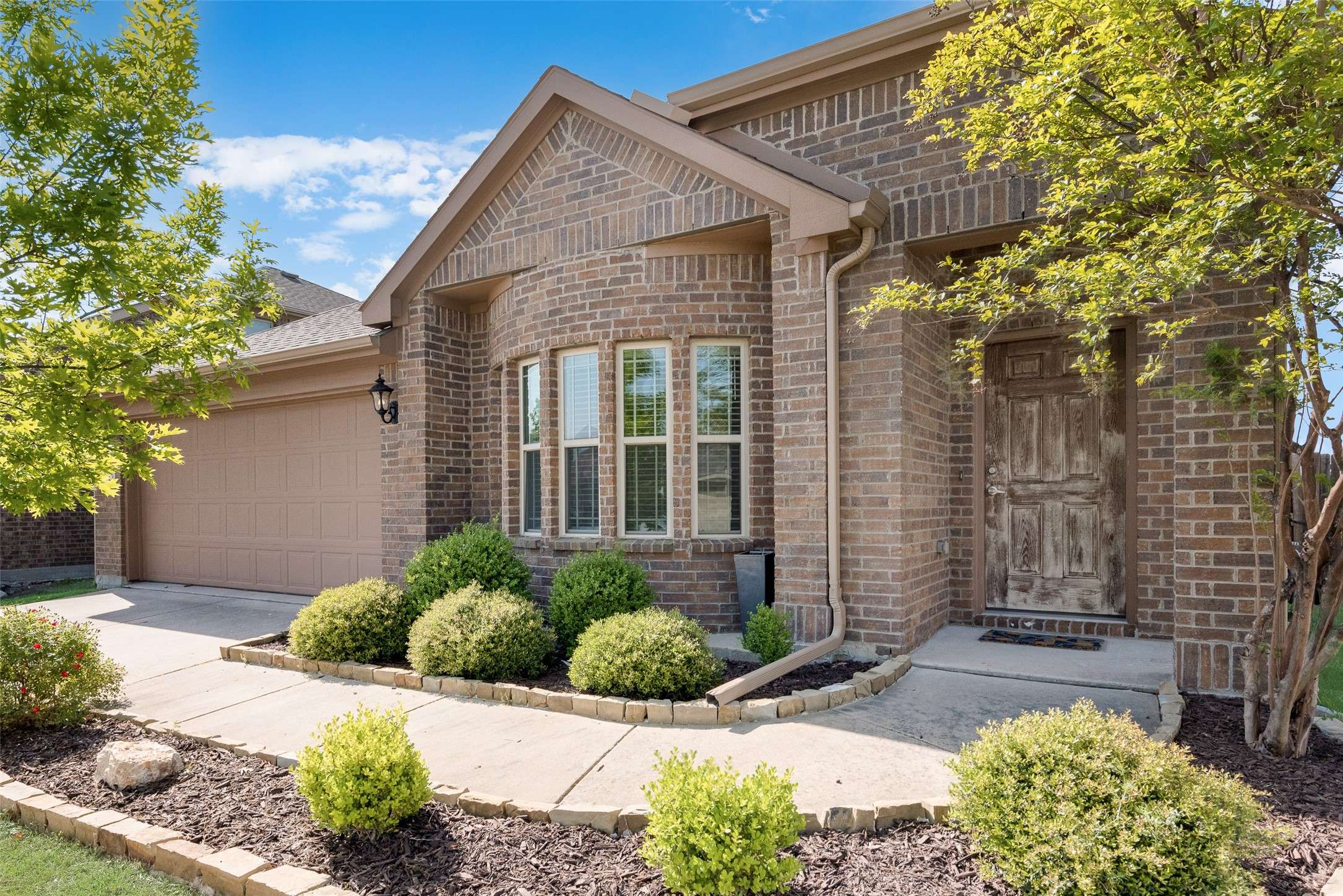 Lavon, TX 75166,754 Brookline DR