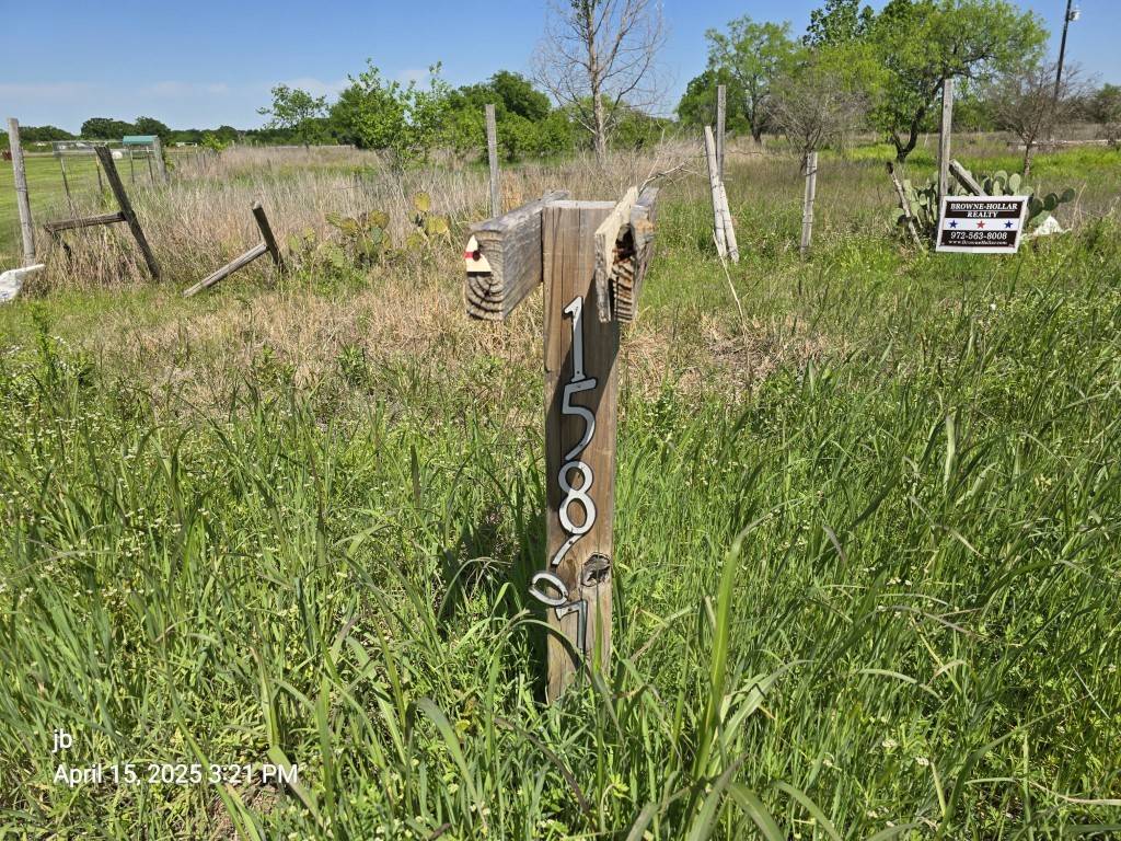 Kemp, TX 75143,15889 Joshua LN