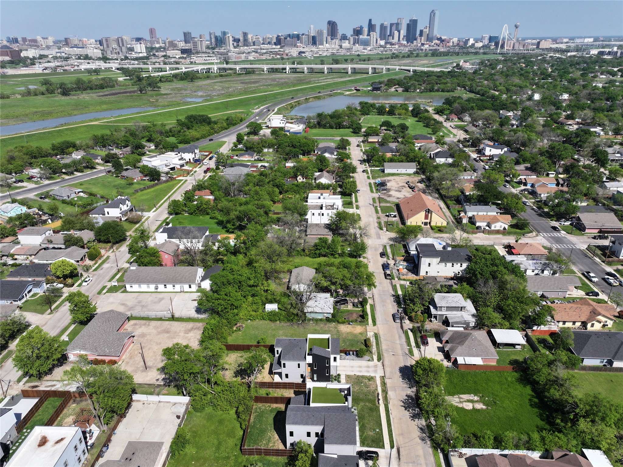 Dallas, TX 75212,1703 Homeland ST