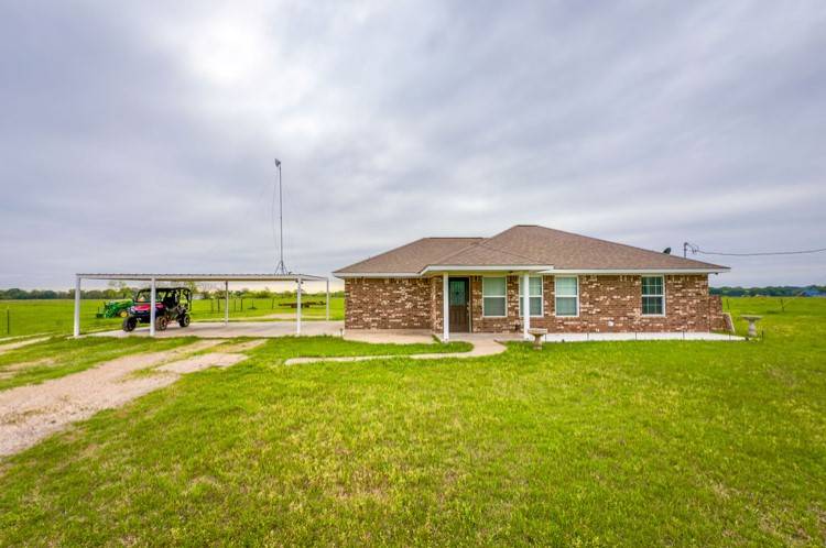 Elm Mott, TX 76640,592 S Baese RD