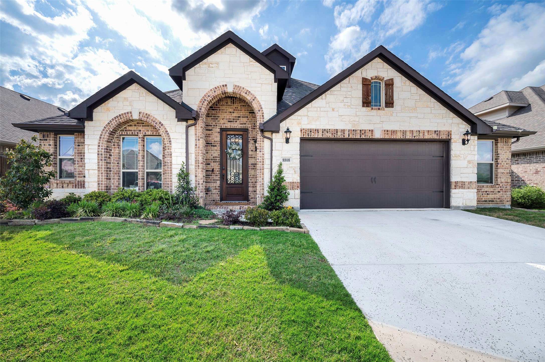 Denton, TX 76226,8808 White Rock LN