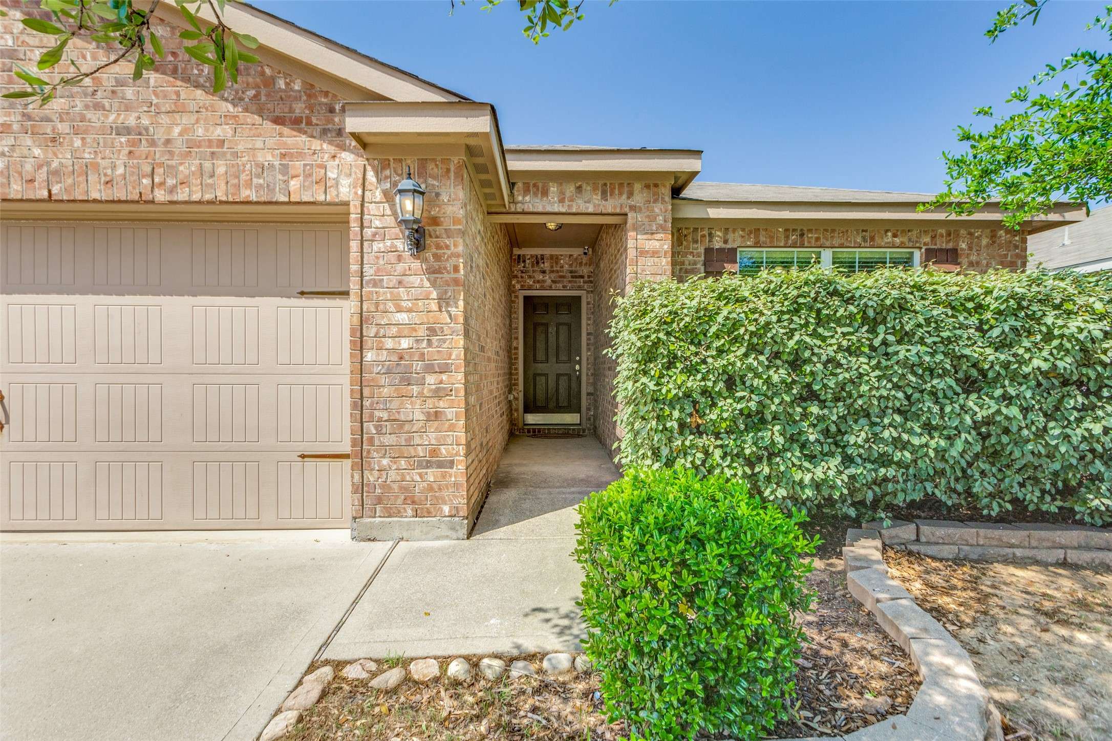 Fort Worth, TX 76140,716 Lazy Crest DR