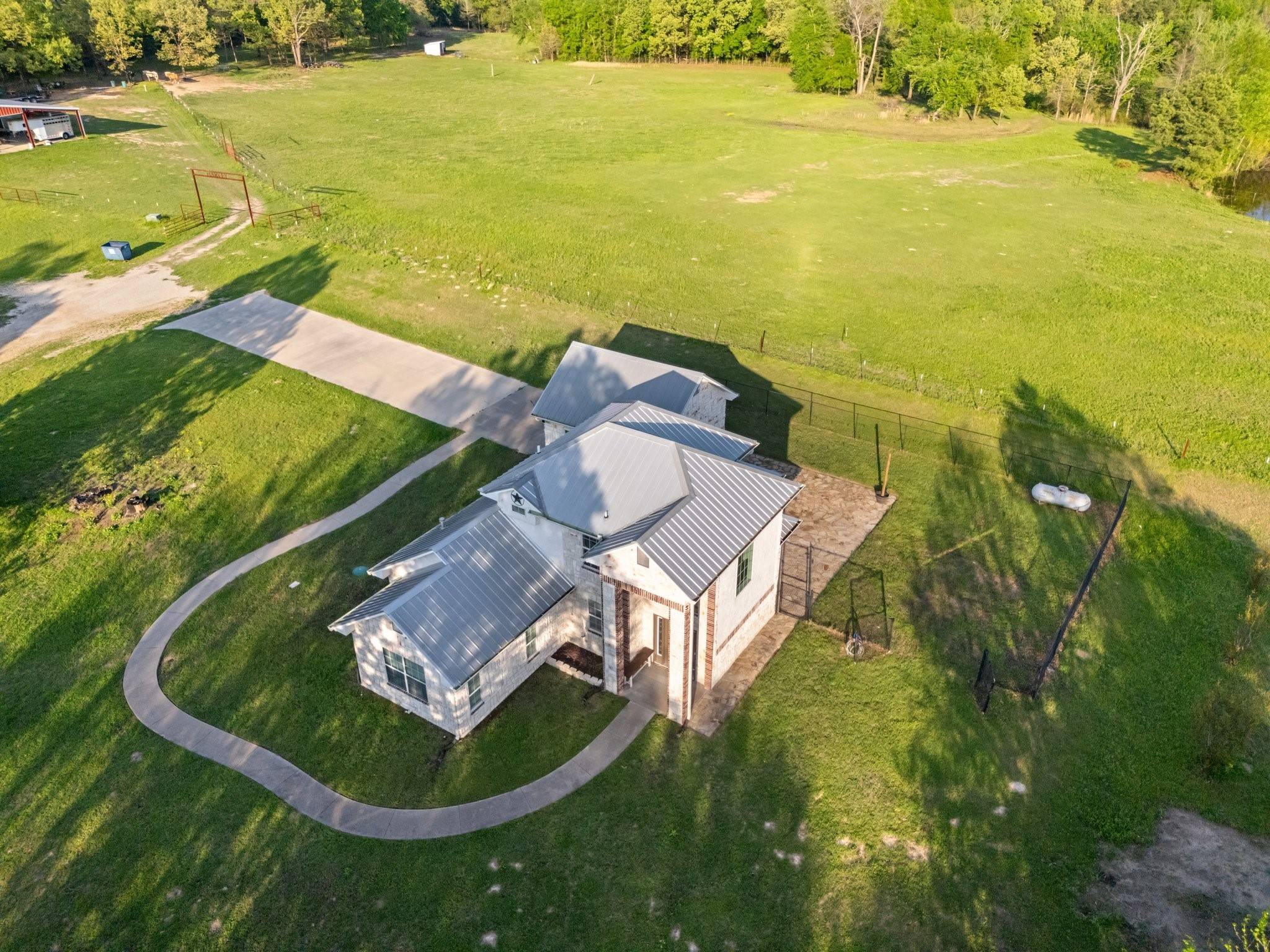 Emory, TX 75440,1028 Rs County Road 4261