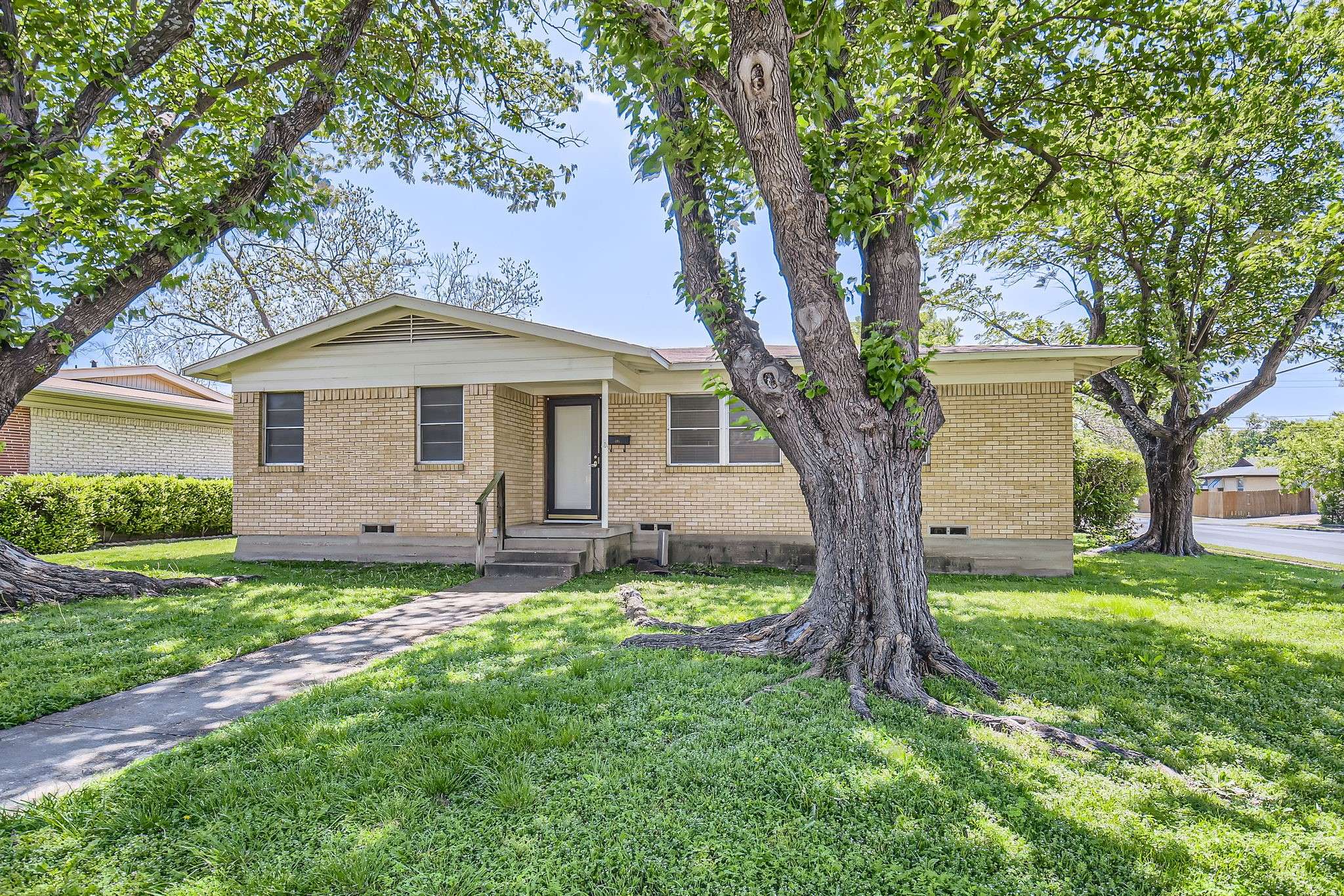 Dallas, TX 75228,10204 San Juan AVE