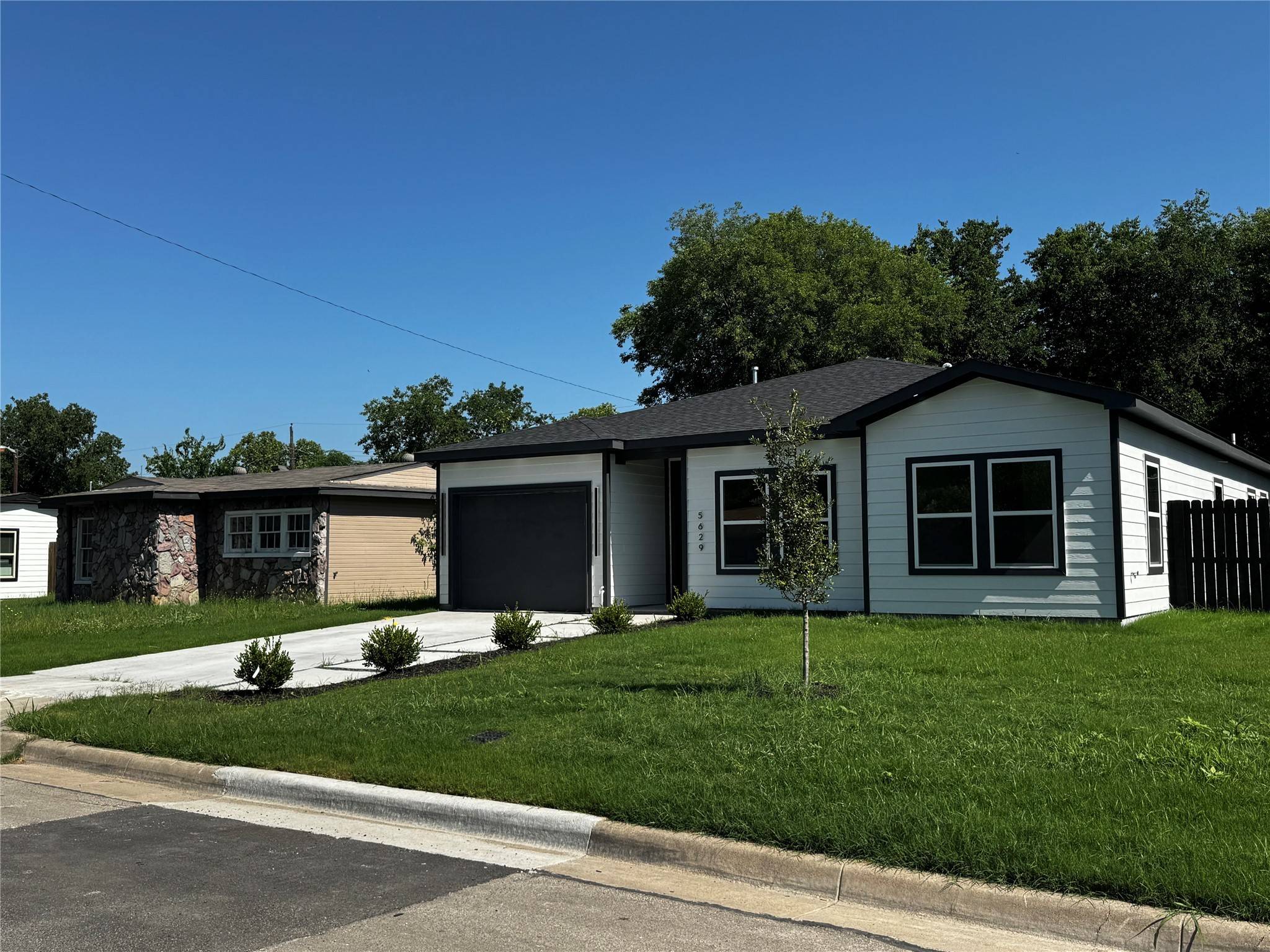 Fort Worth, TX 76112,5629 Lester Granger
