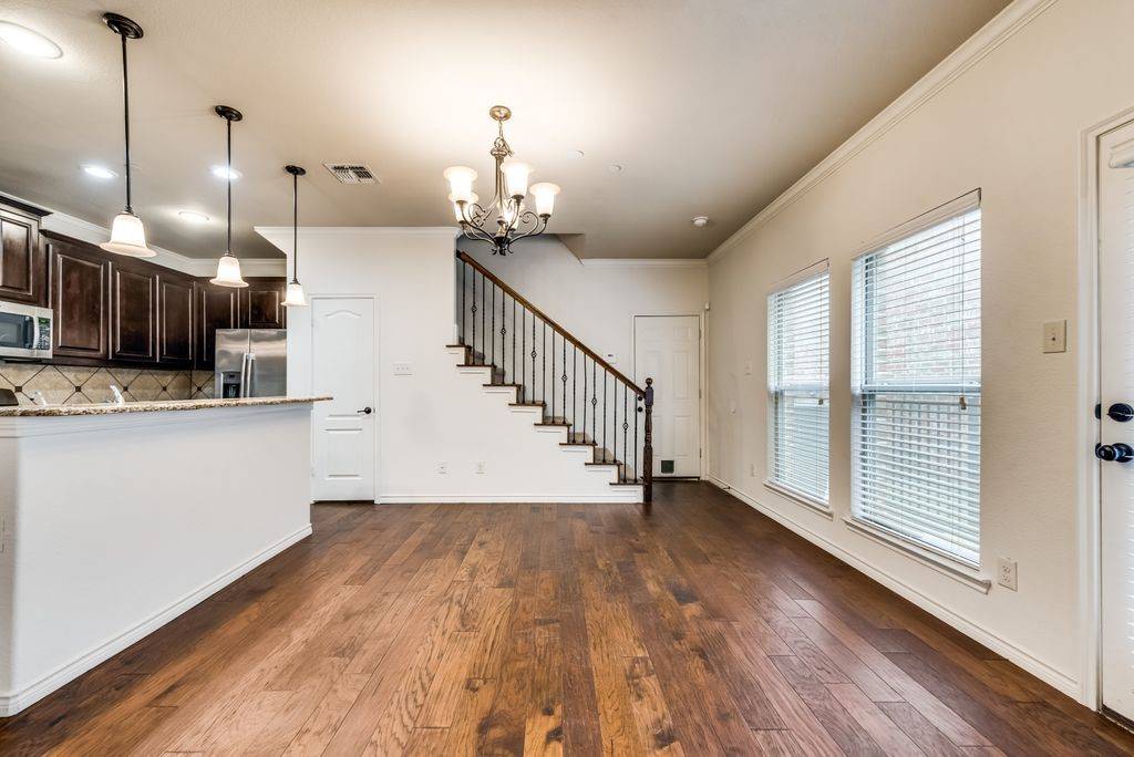 Carrollton, TX 75010,1428 Arapaho DR