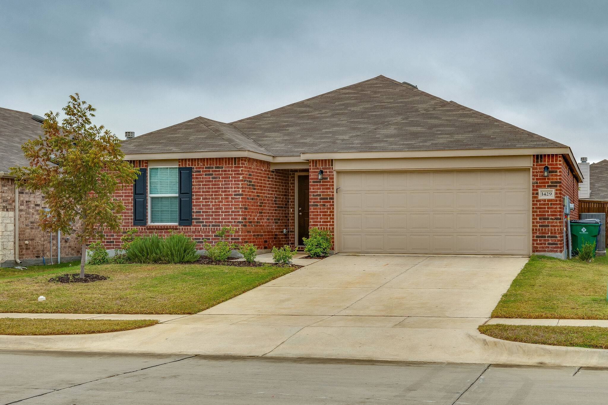 Aubrey, TX 76227,1429 Vernon DR