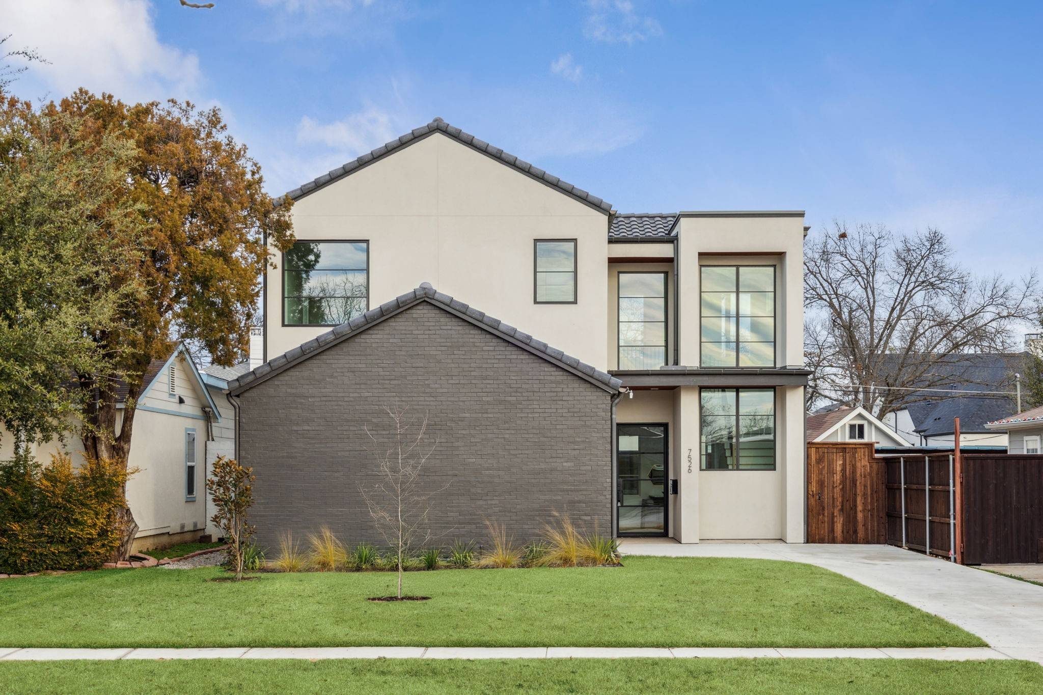 Dallas, TX 75209,7526 Kenwell ST