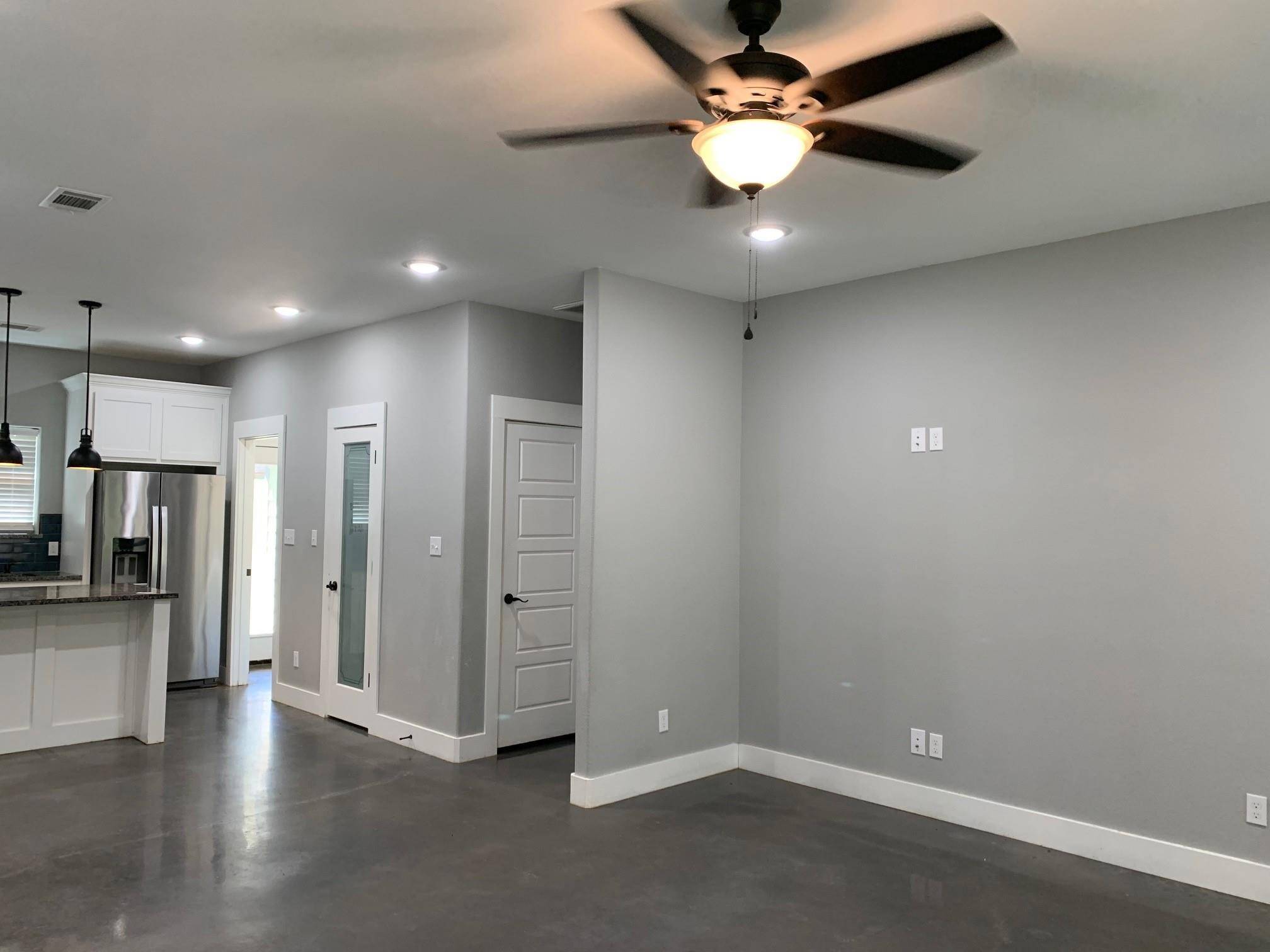 Denison, TX 75021,610 E Shepherd ST