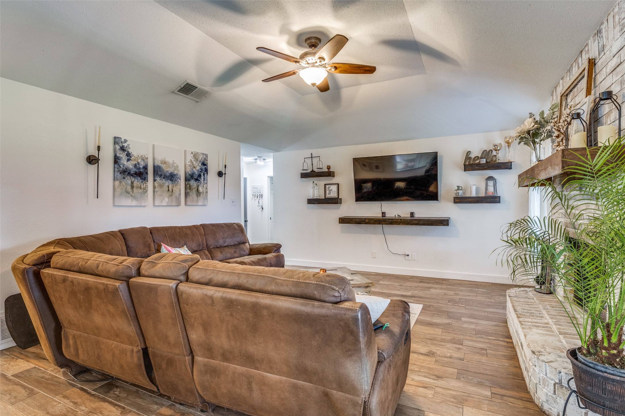 Watauga, TX 76148,6361 Hunters Glen DR