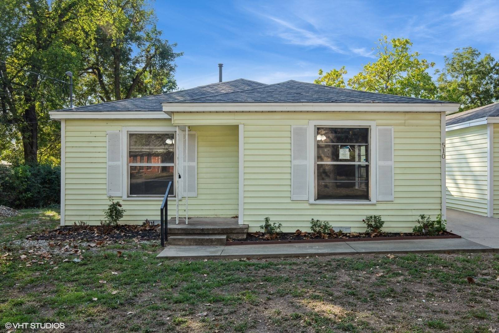 Collinsville, TX 76233,510 Dewitt ST
