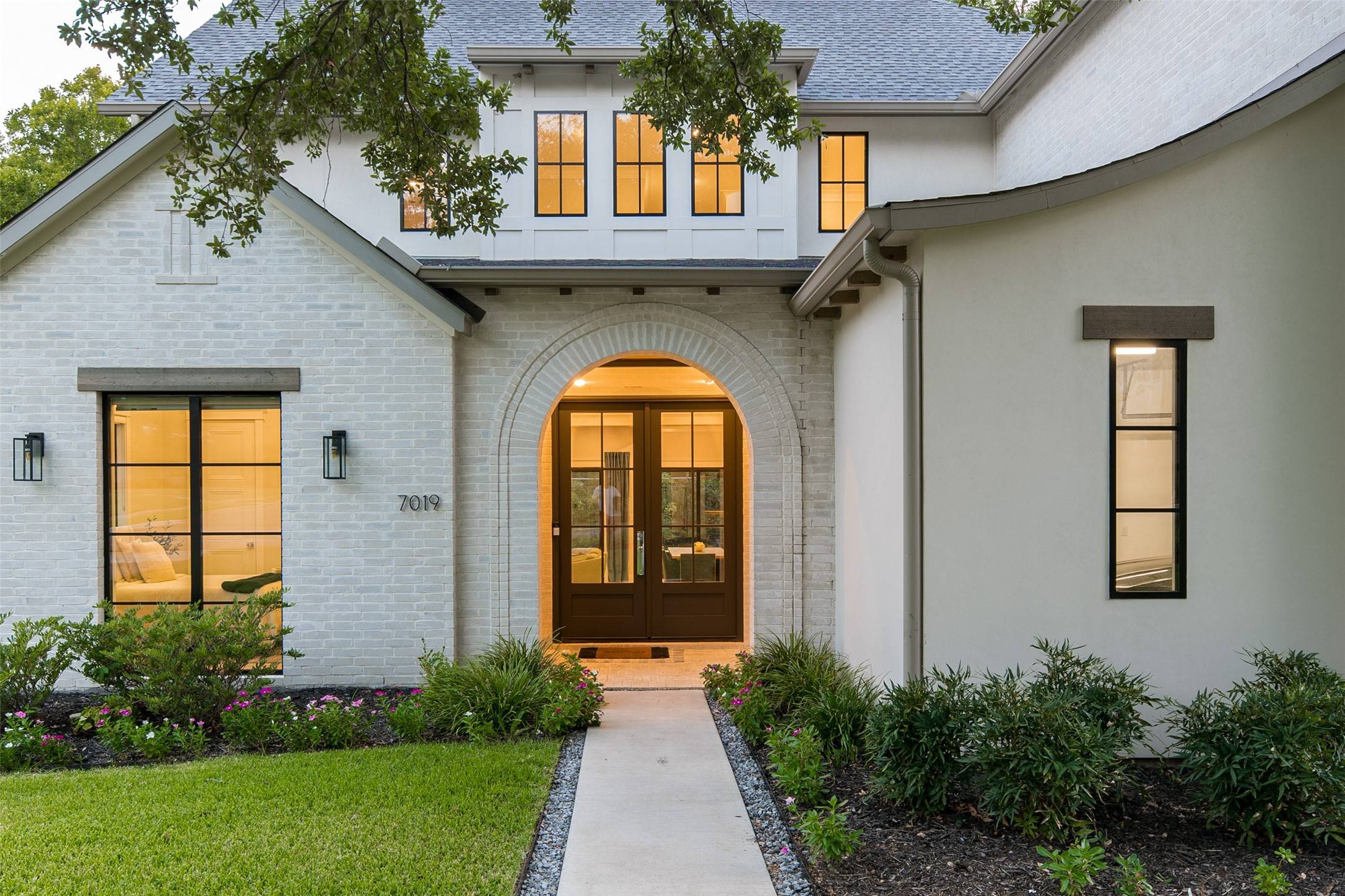 Dallas, TX 75214,7019 Greentree LN