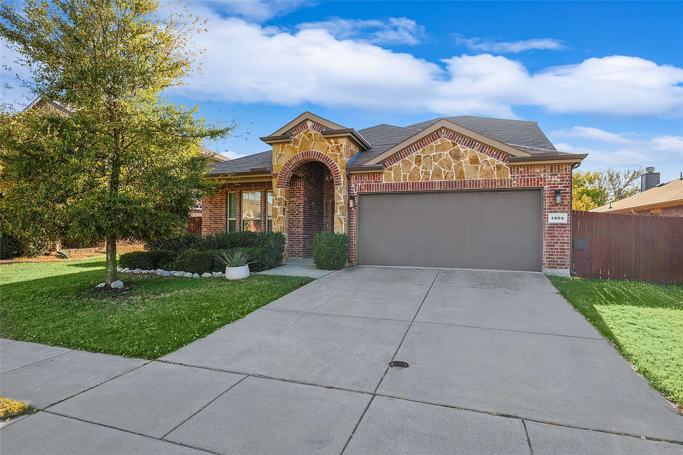 Aubrey, TX 76227,1204 Cheyenne DR