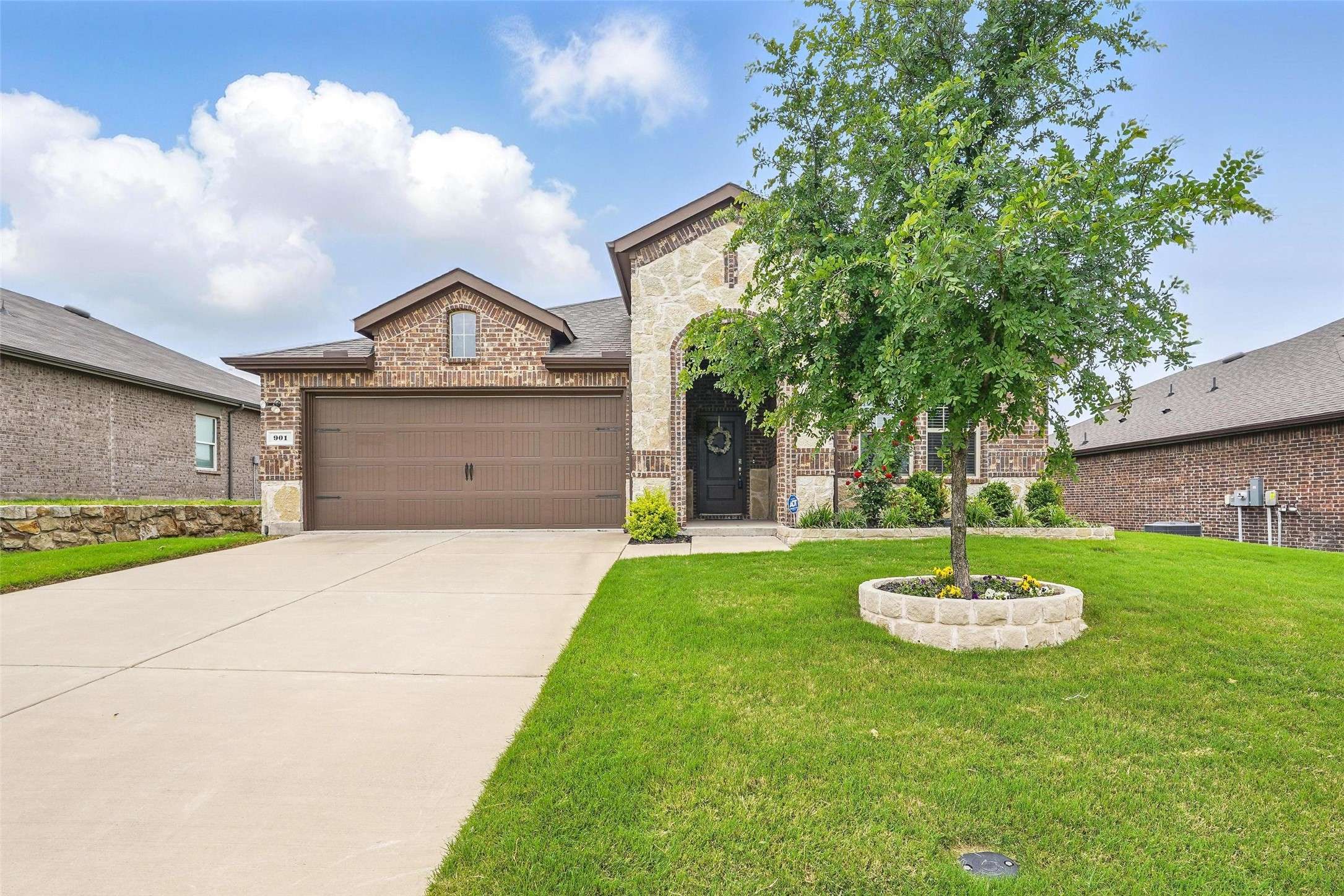 Anna, TX 75409,901 Cherry Blossom ST