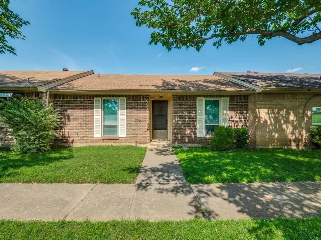 Grand Prairie, TX 75052,14 E Townhouse LN