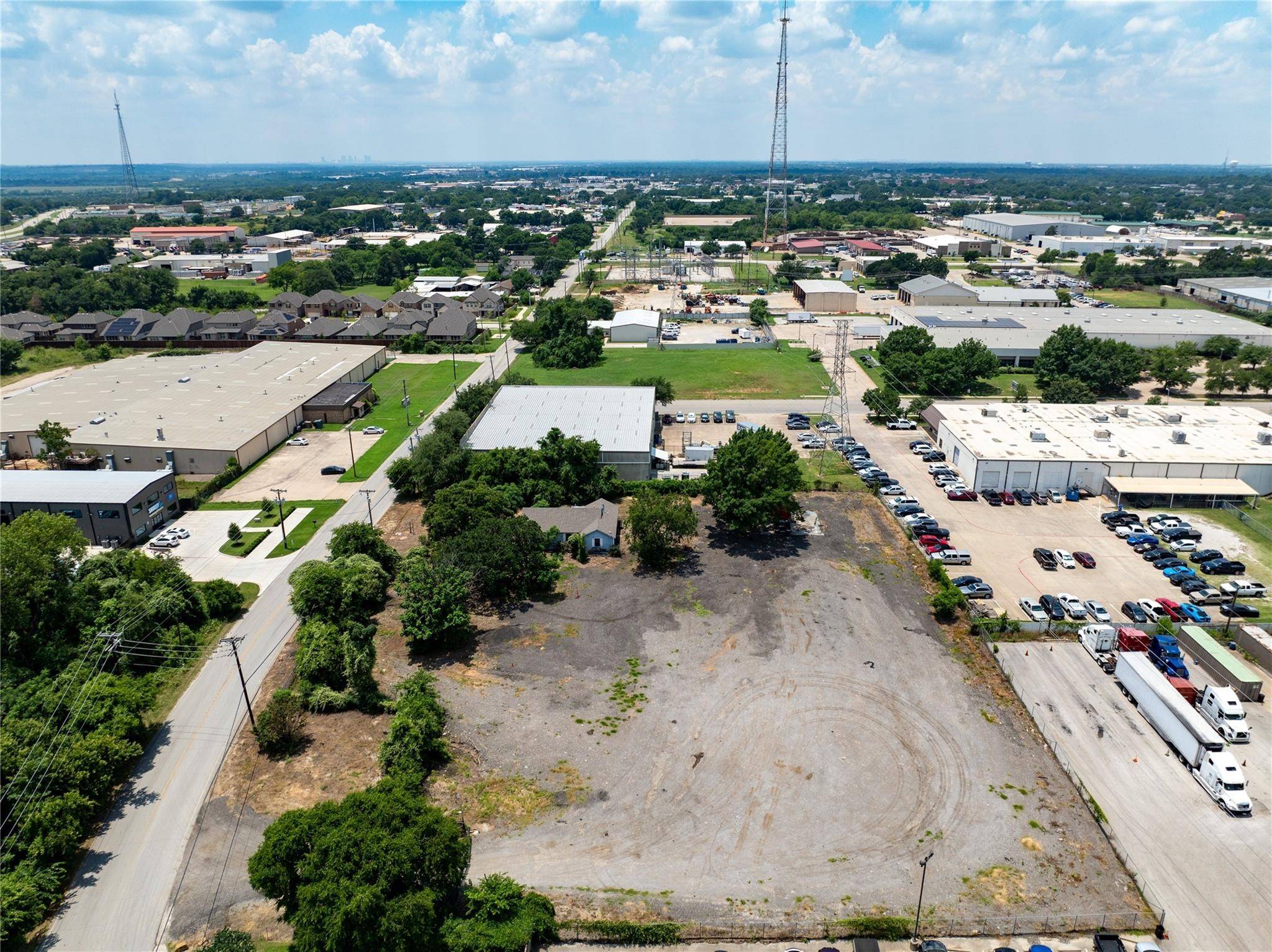 Euless, TX 76040,2180 S Pipeline RD W