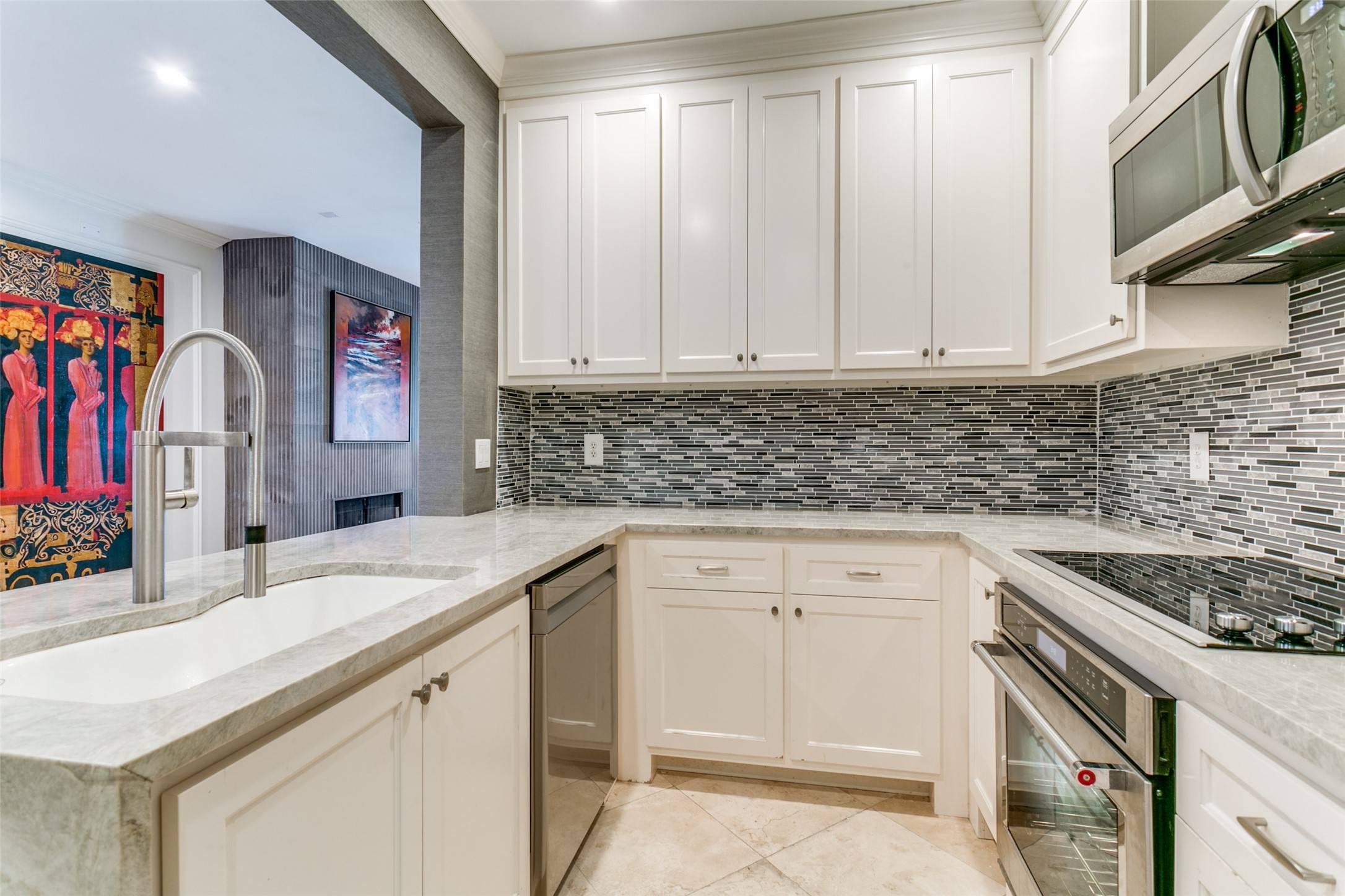 Dallas, TX 75230,12660 Hillcrest RD #5107