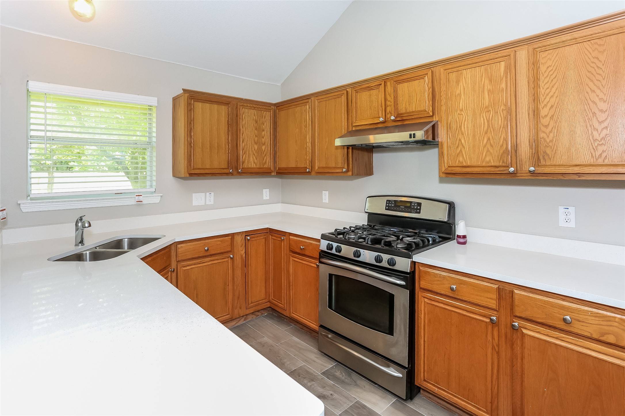 Venus, TX 76084,304 Meadow Ridge DR