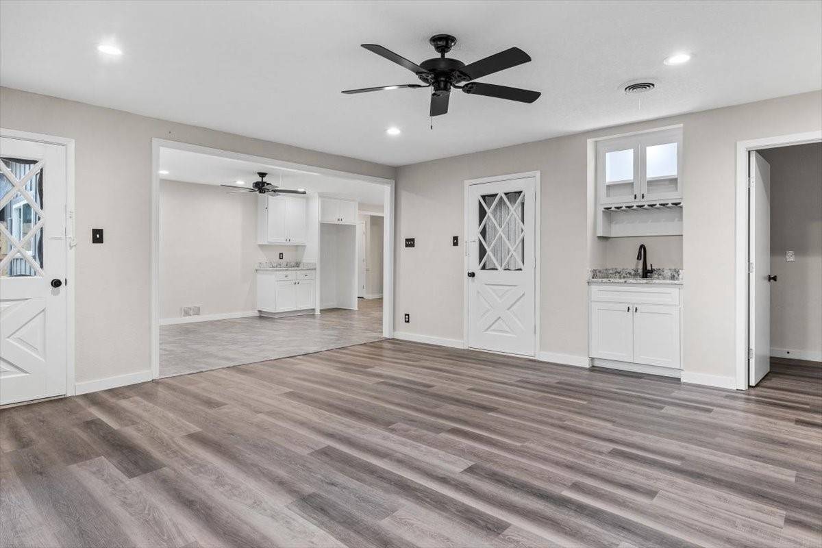 Fort Worth, TX 76116,7132 Overhill RD