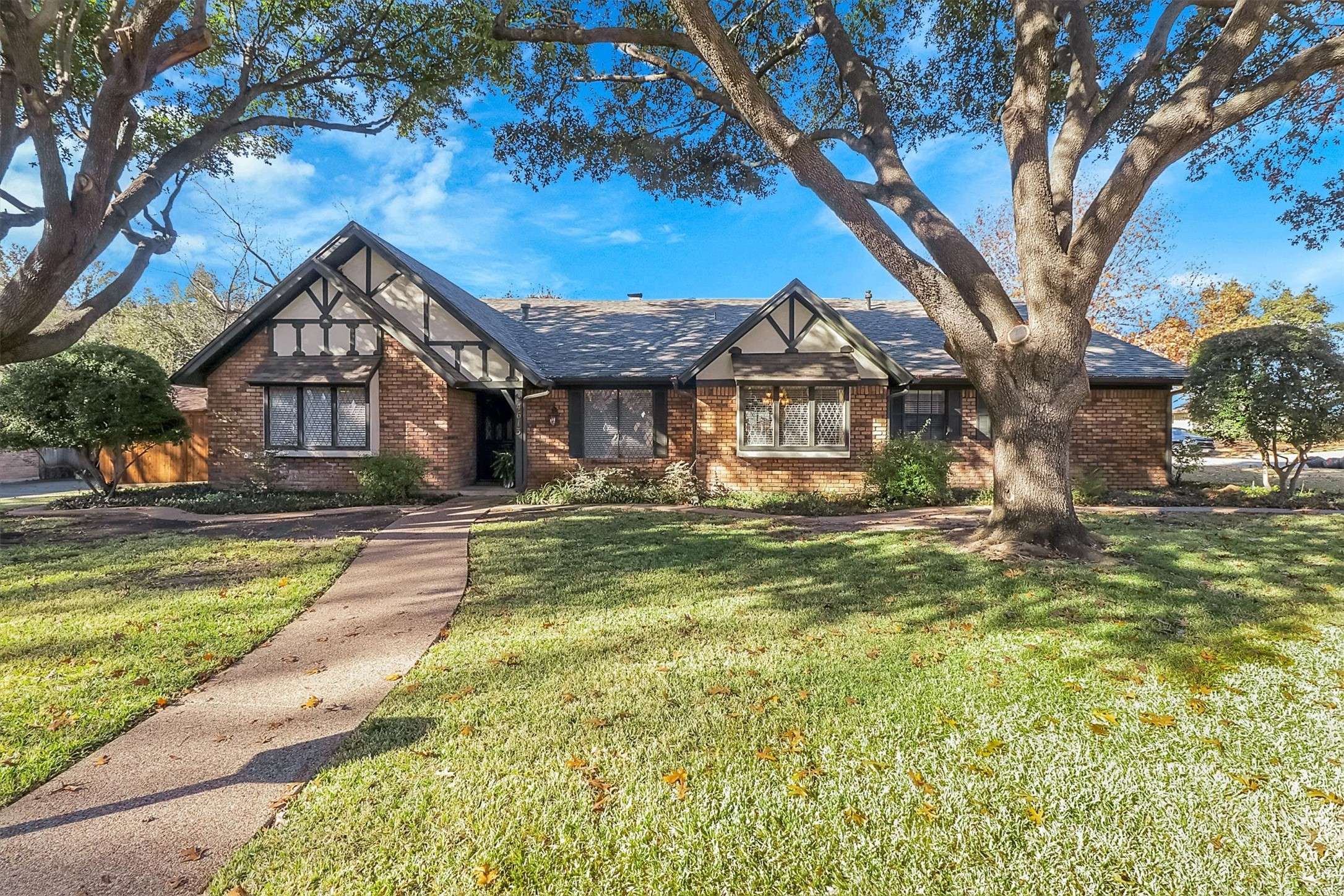 North Richland Hills, TX 76180,4613 Shady Lake DR