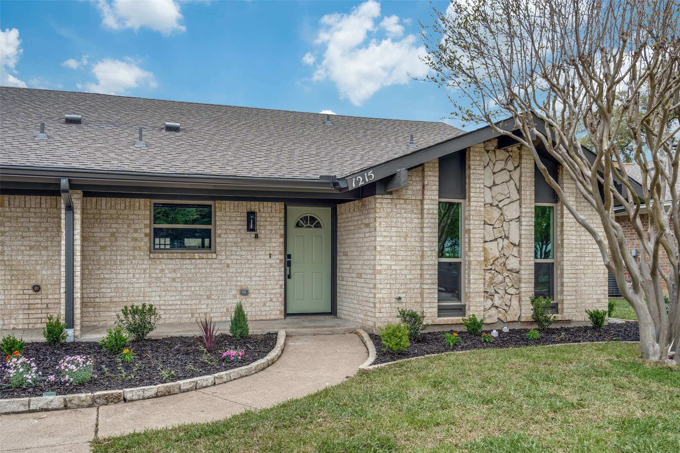 Plano, TX 75075,1215 Mill Valley DR