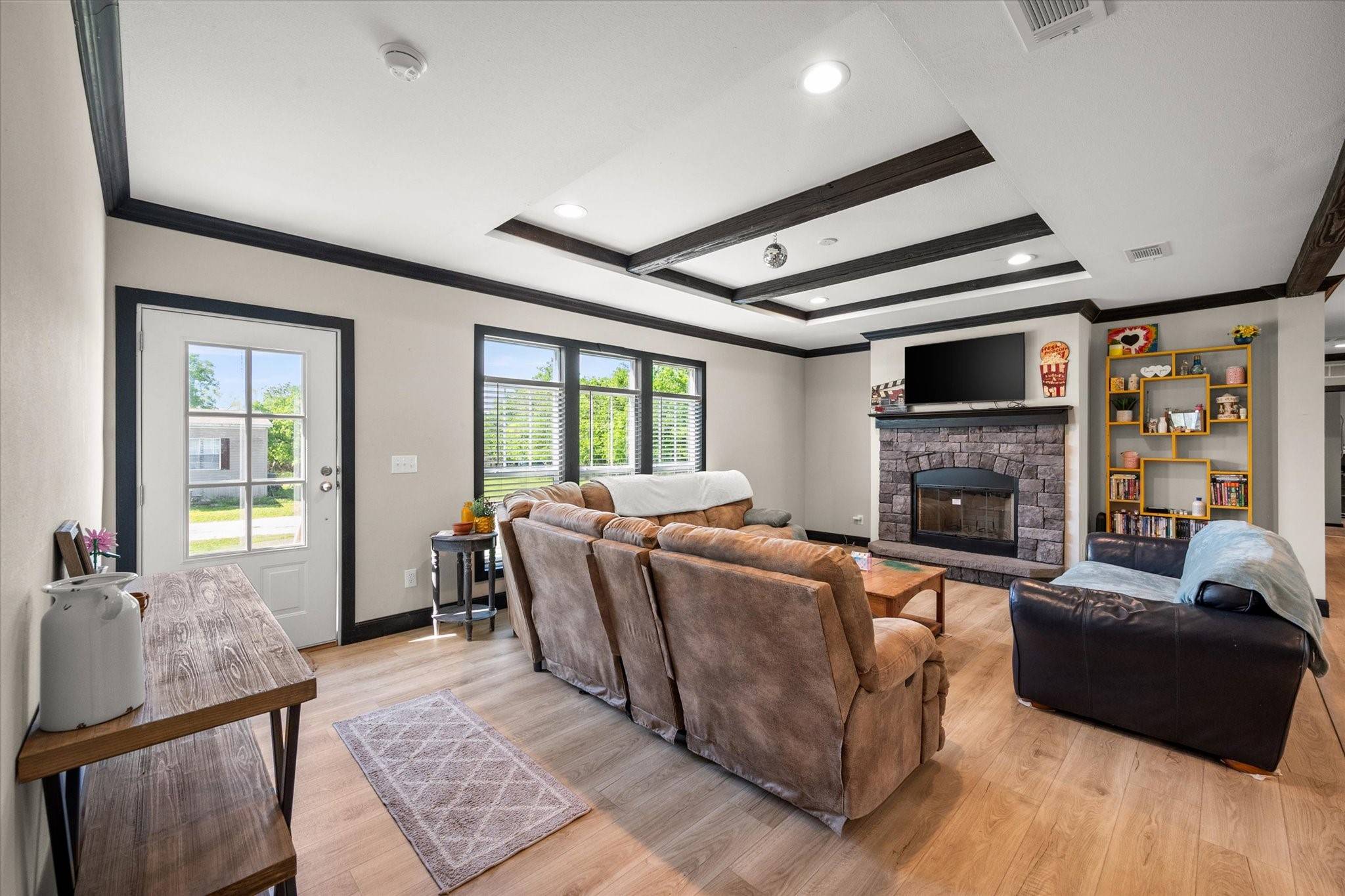 Barry, TX 75102,200 W 3rd