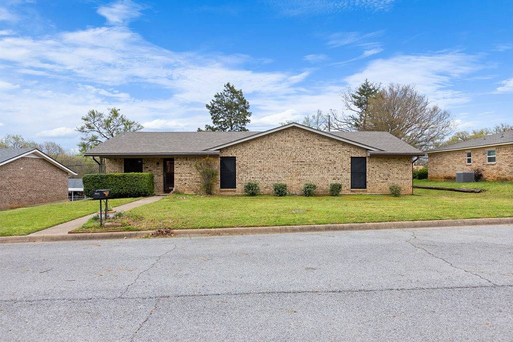 Denison, TX 75020,3014 Jennifer AVE