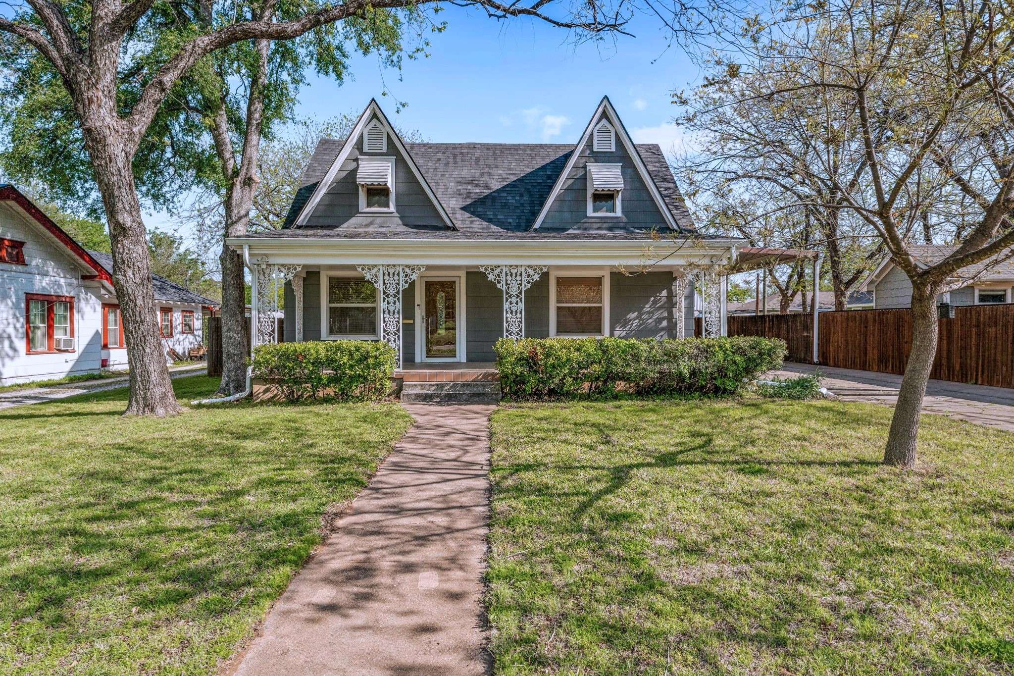 Graham, TX 76450,711 Brazos ST