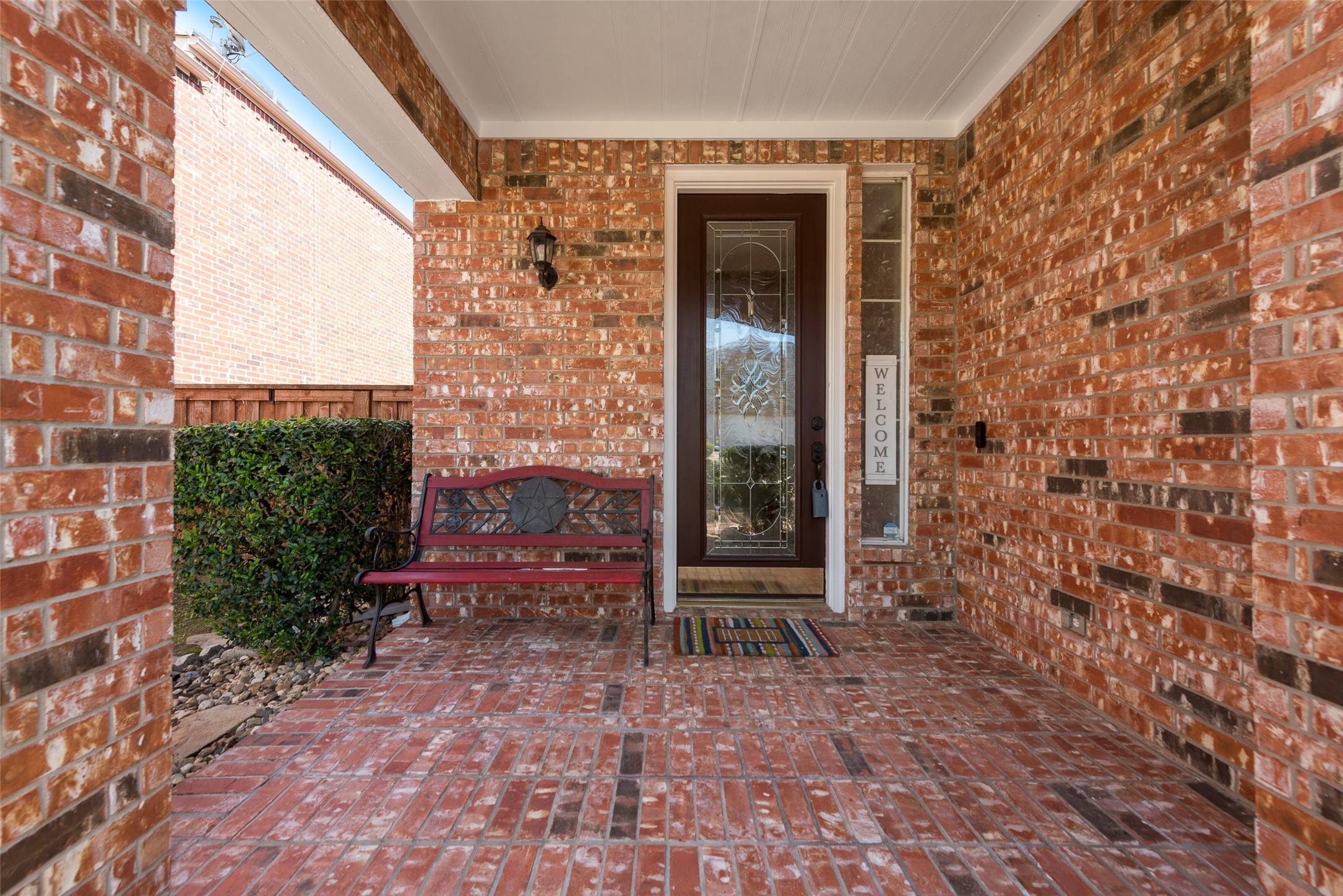 Irving, TX 75063,8212 Dogwood LN