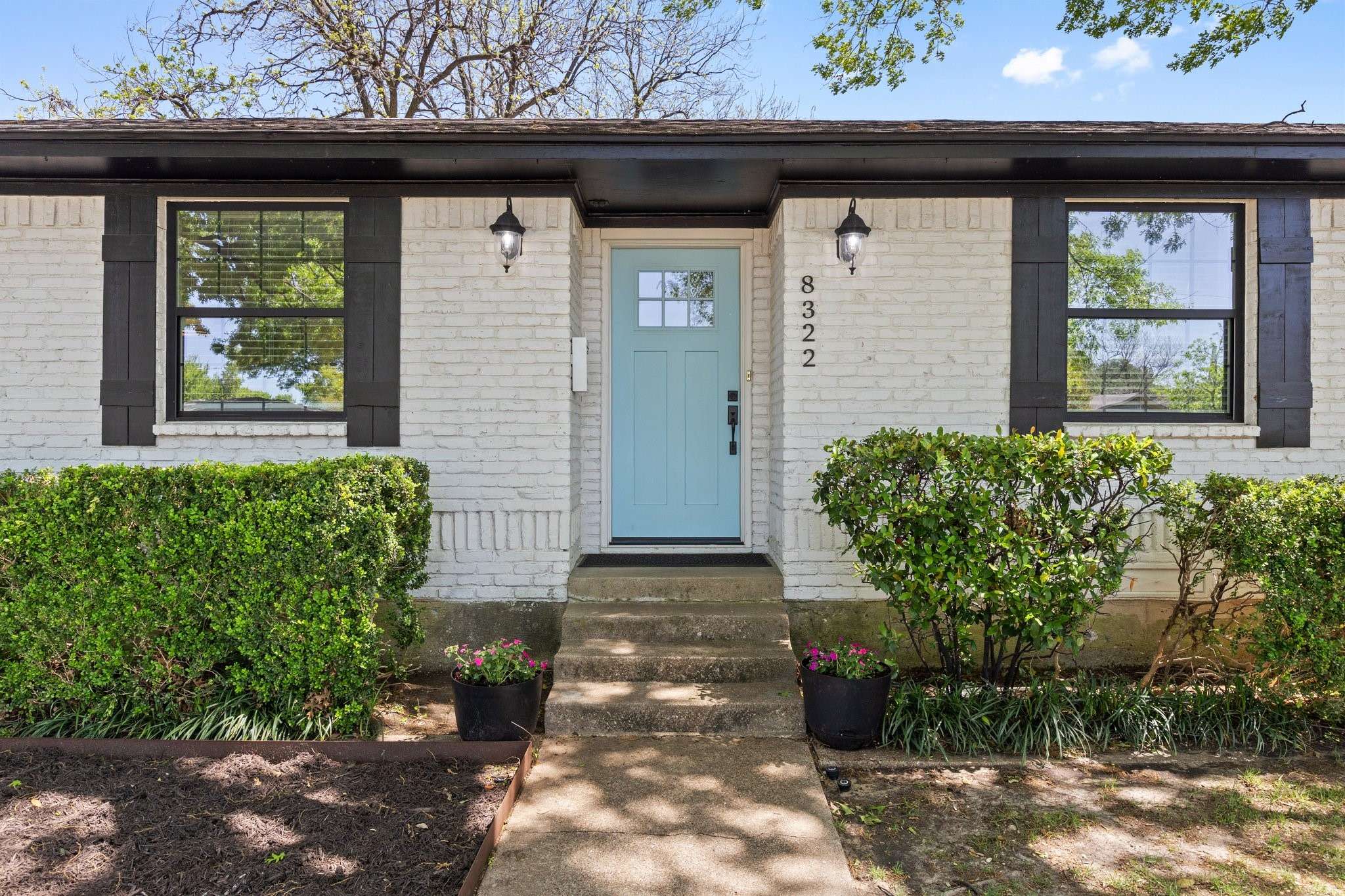Dallas, TX 75228,8322 Hunnicut RD