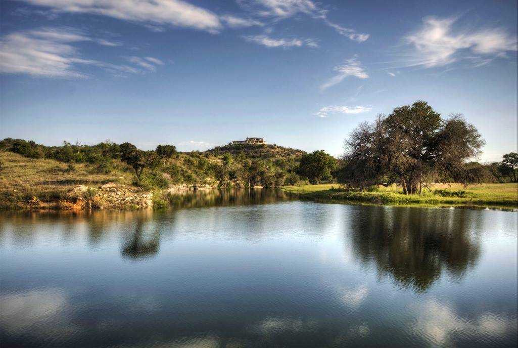 Dripping Springs, TX 78620,00 Loop 165