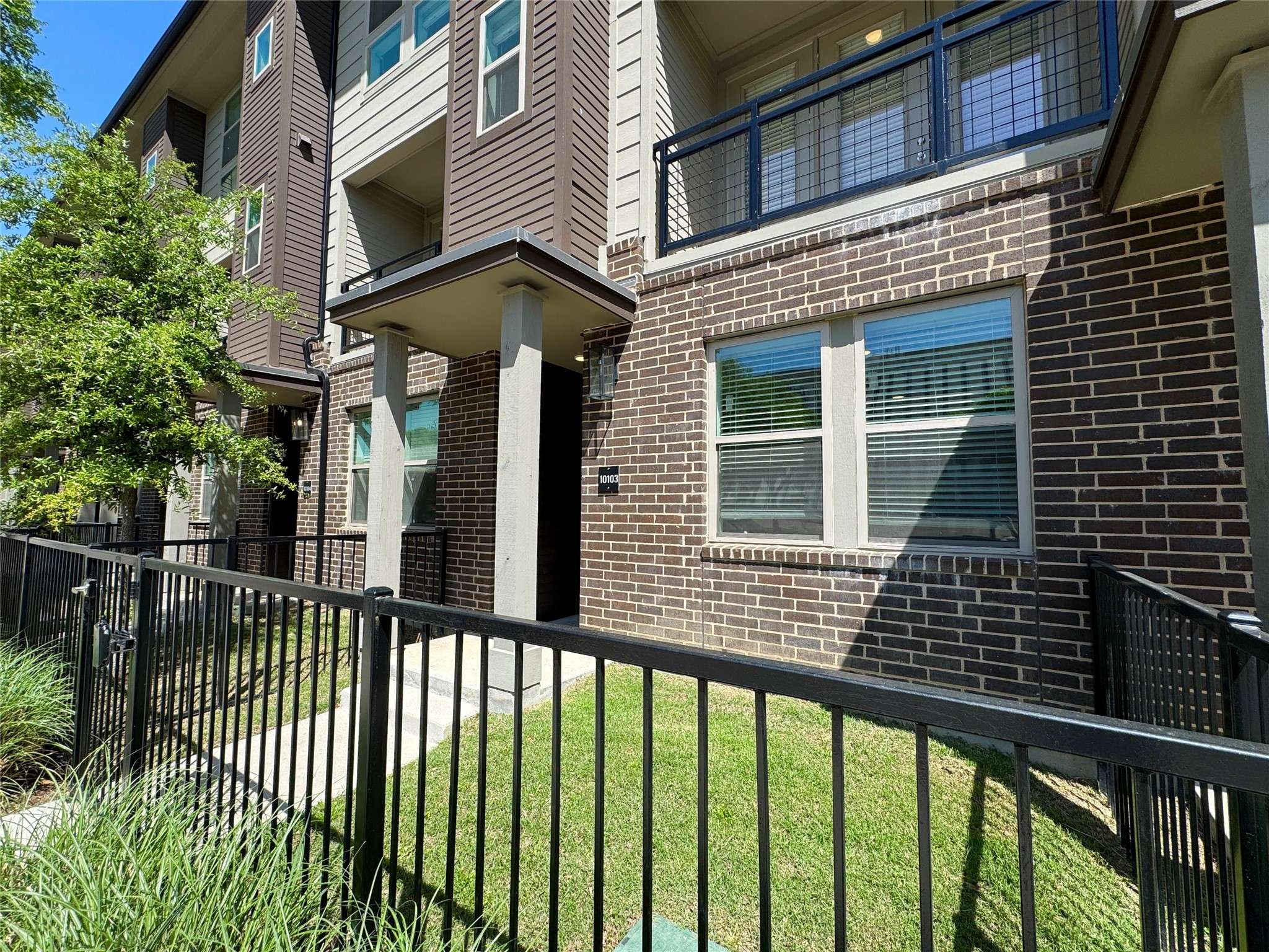 Farmers Branch, TX 75244,4020 McEwen RD #10103