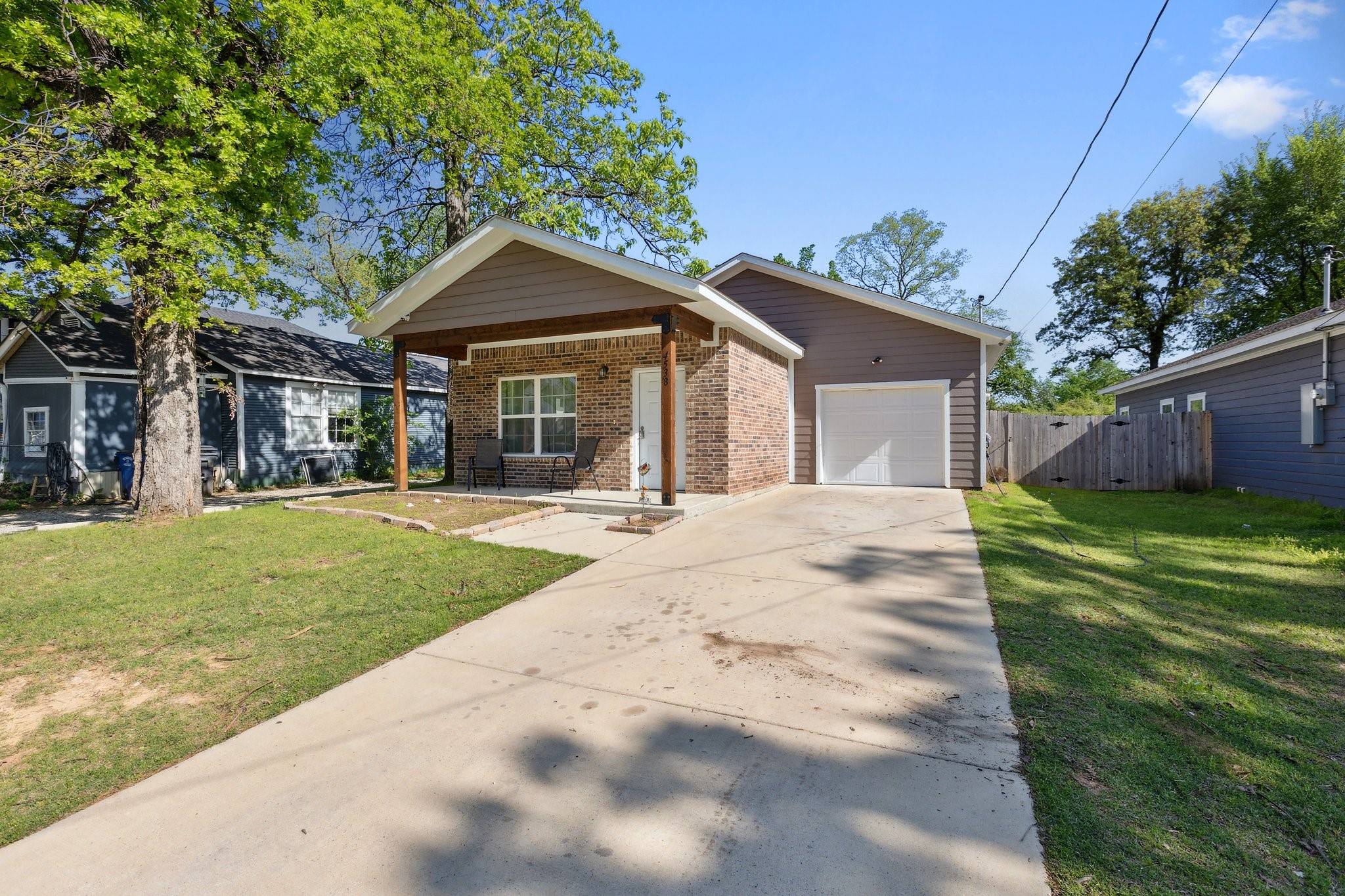 Dallas, TX 75216,4538 Cherbourg ST