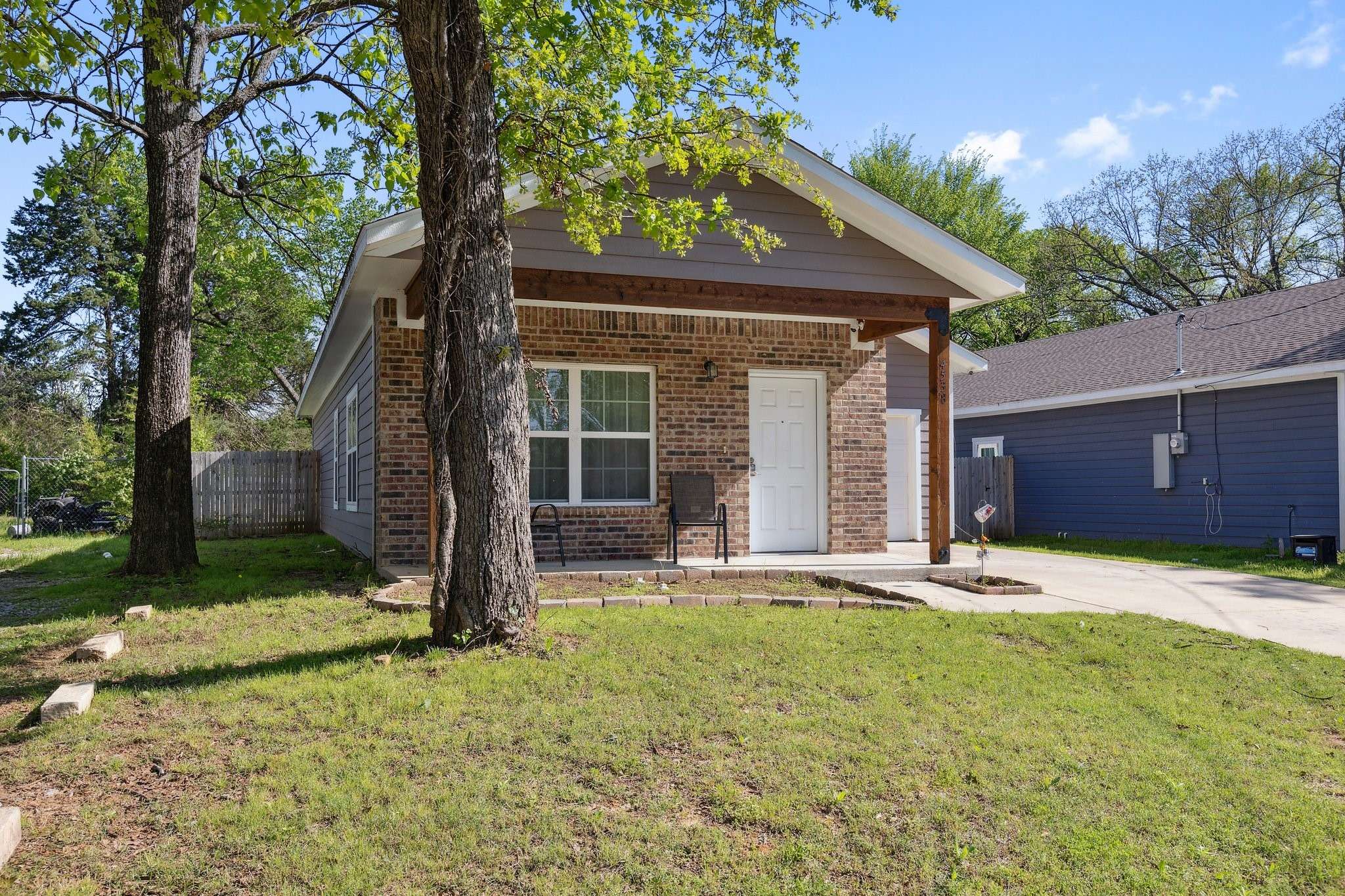 Dallas, TX 75216,4538 Cherbourg ST