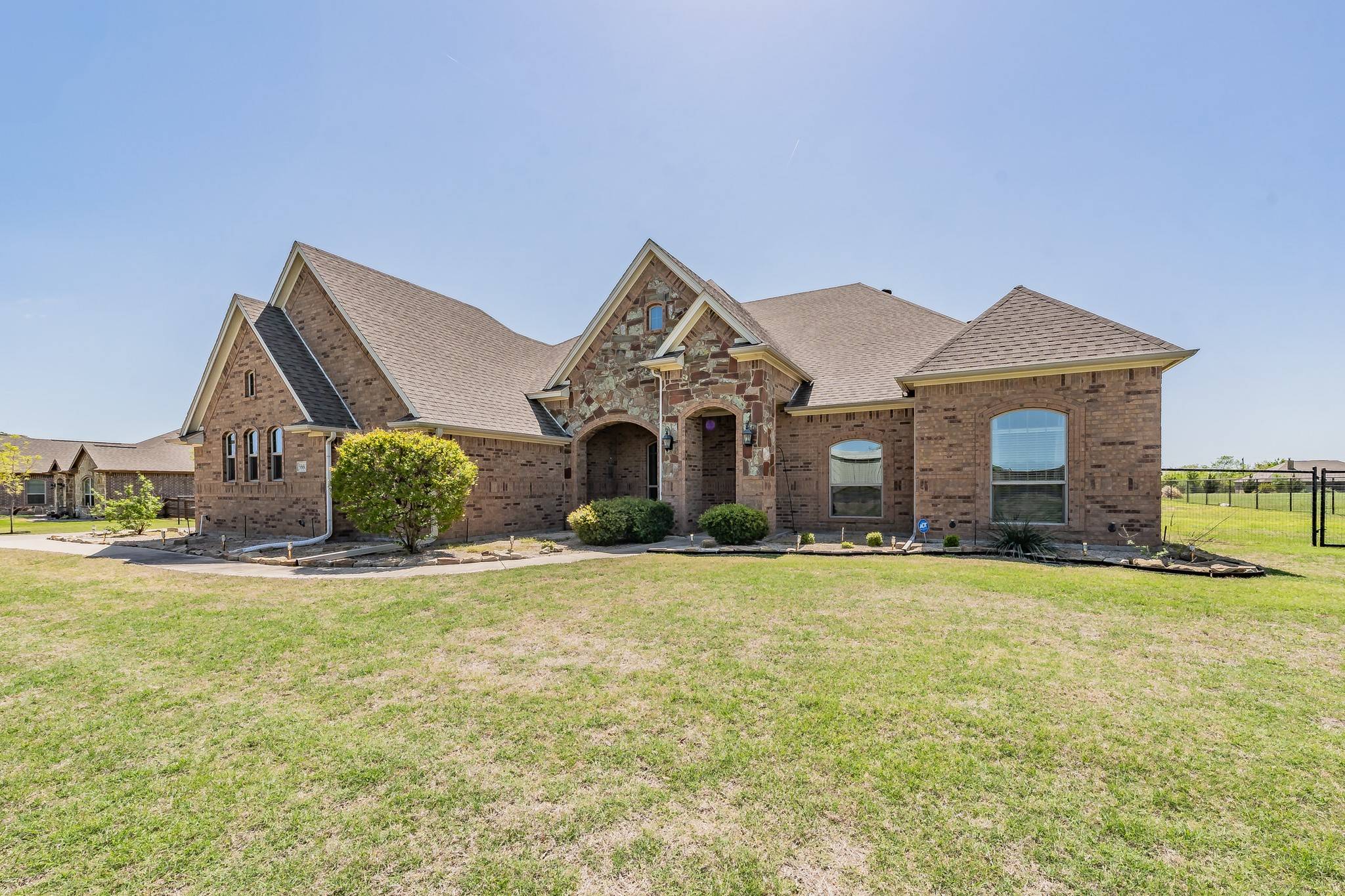 Dish, TX 76247,5660 Virginia DR