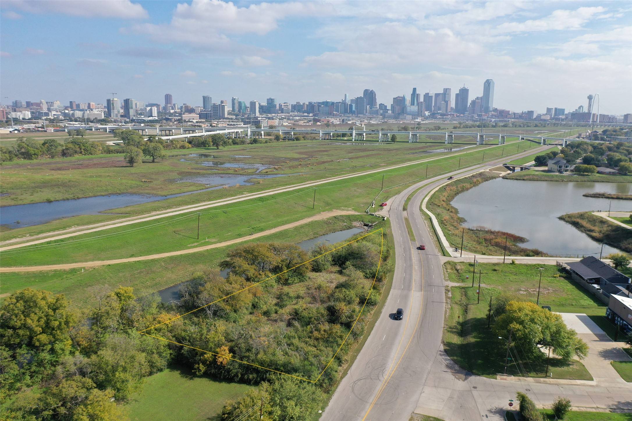 Dallas, TX 75212,1425 Canada DR