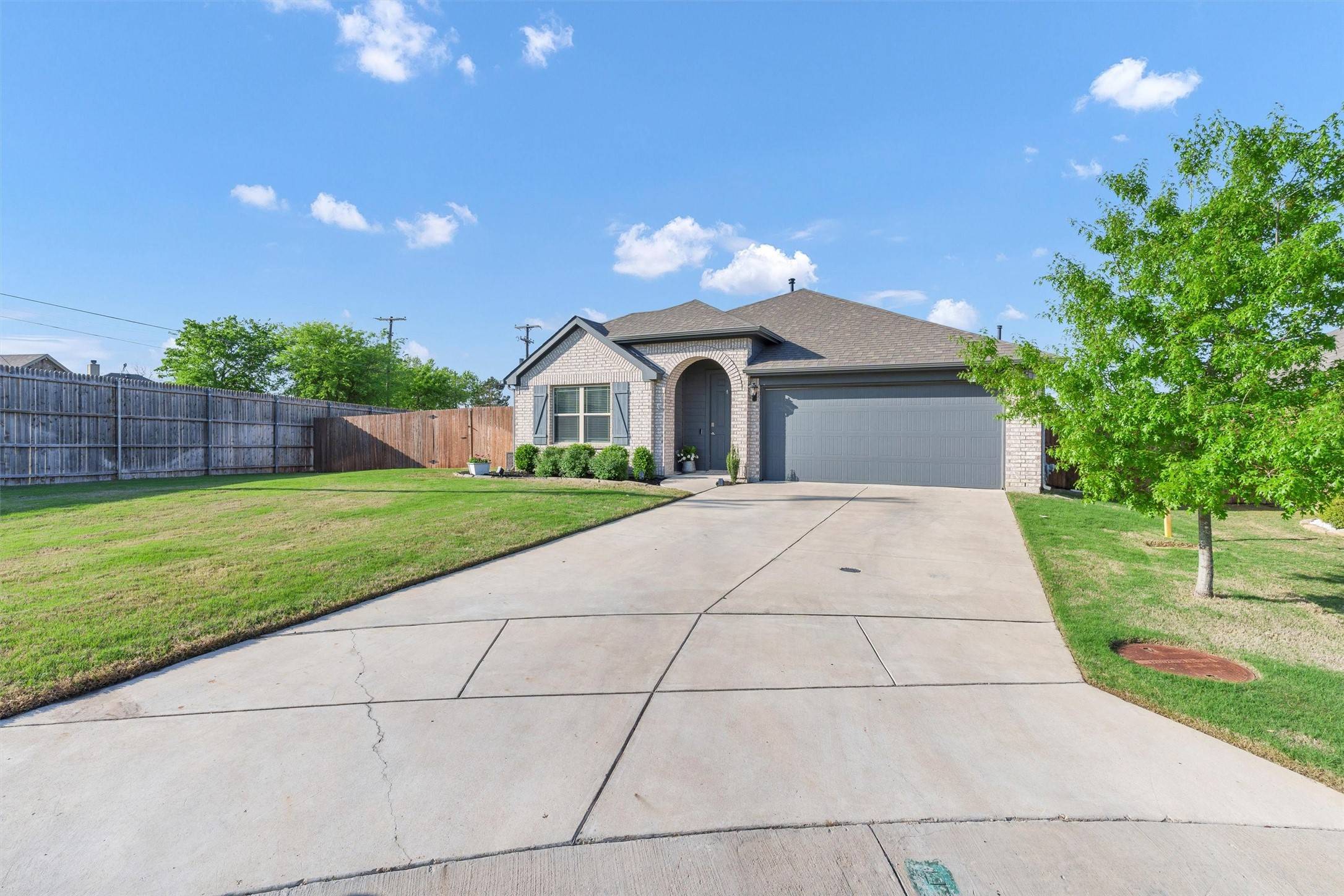 Godley, TX 76044,1068 Fairfax DR