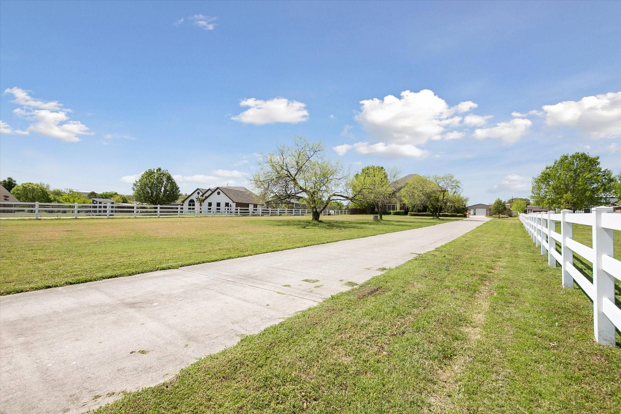 Azle, TX 76020,117 Lost Oak DR